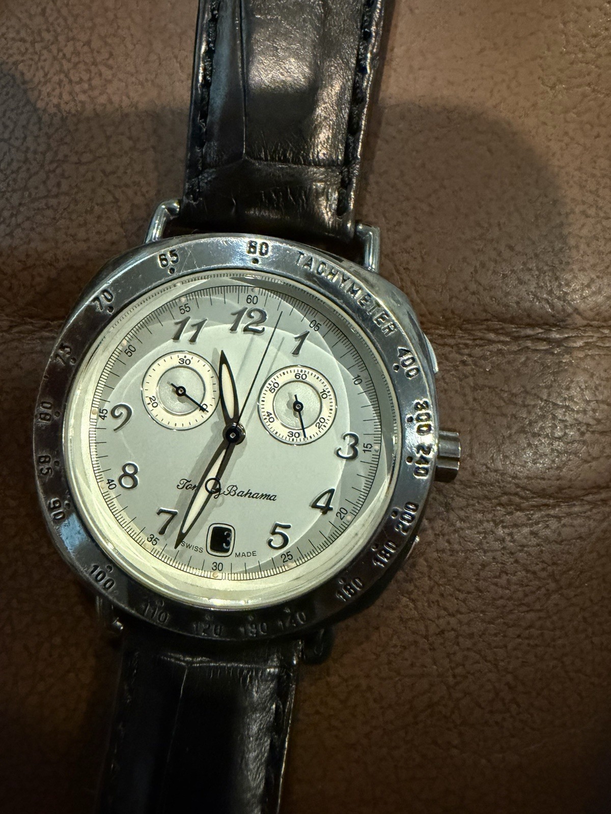 Tommy Bahama Quartz Chronograph Date Tachymeter Silver Dial with Black Leather