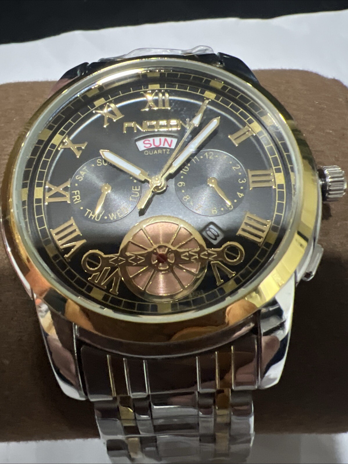 Fngeen Men’s Black Wristwatch