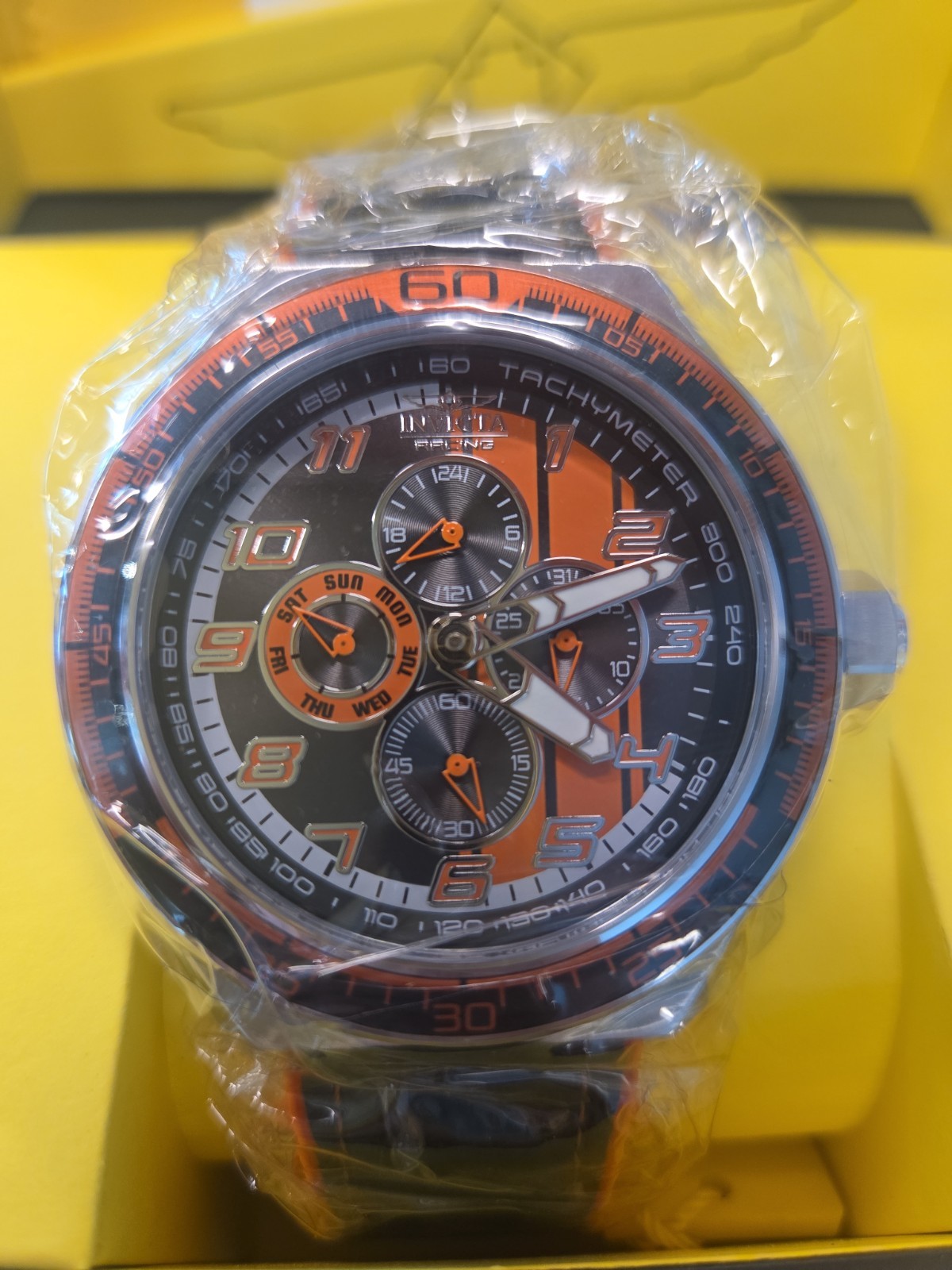 Invicta Racing Mens Watch (Model 50043)