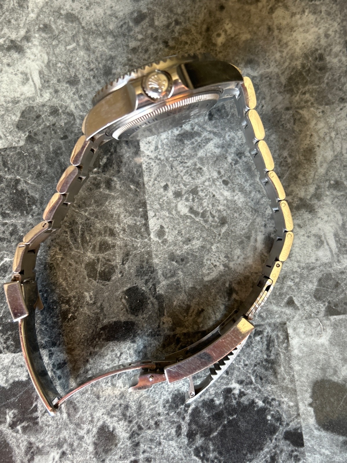 Rolex Sea-Dweller 136660 Silver Oyster Bracelet with Black Bezel