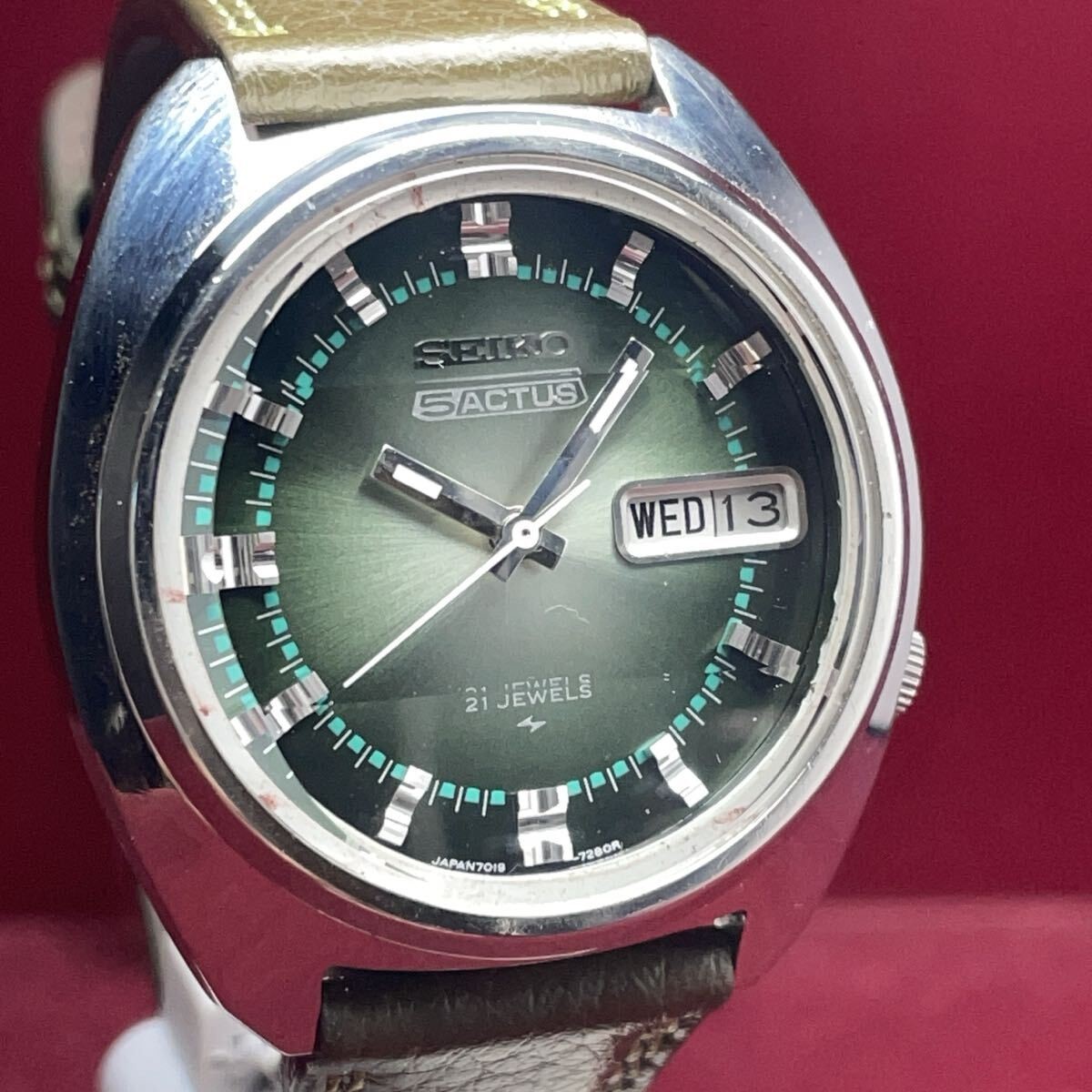 Seiko 5 Actus 7019 Vintage Automatic 21J Green Sunburst Dial Men’s Watch JP