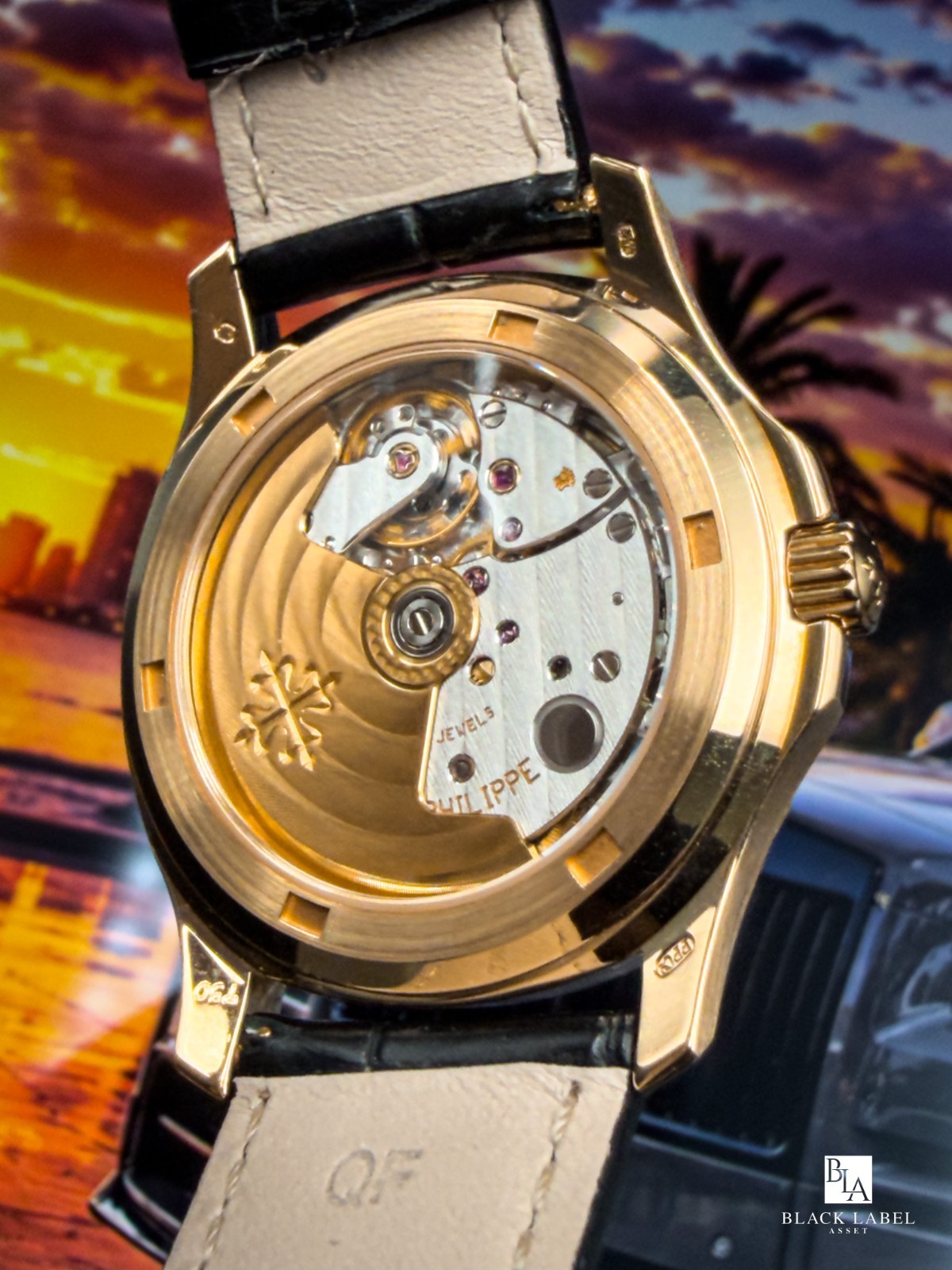 Patek Philippe Aquanaut 5060SJ-001 Yellow Gold 35mm Roman Dial Box