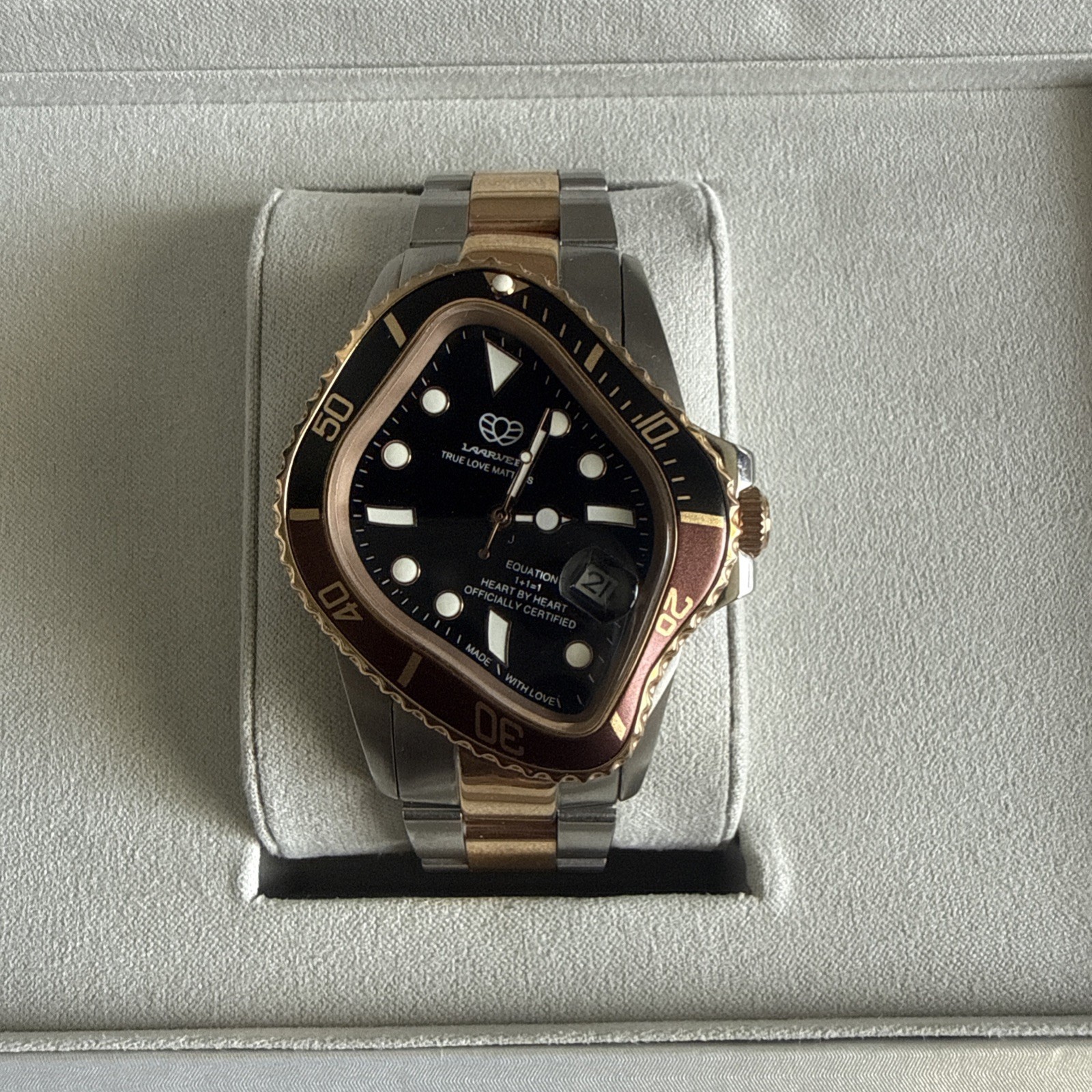 LAARVEE Exclusive Crash Watch Silver GOLD Precision Steel Black SGBLK 2 Tone New