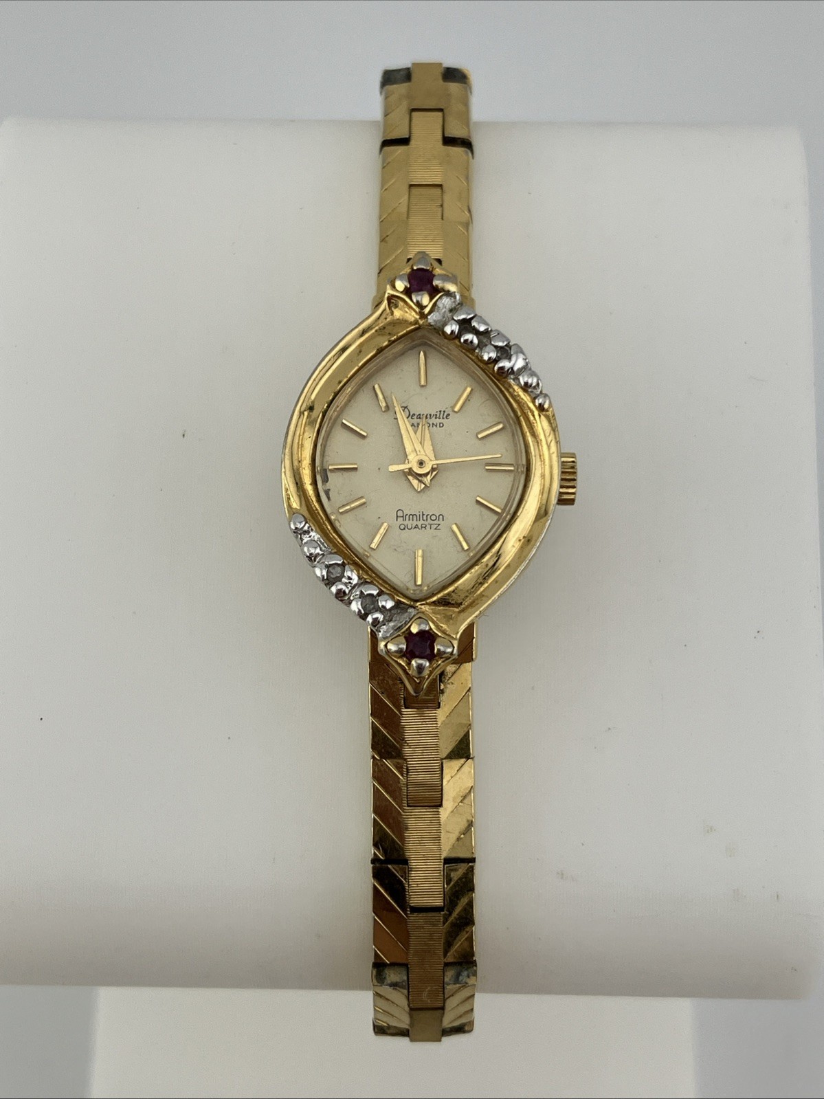 Vtg Deauville Ladies 15mm Watch Gold Tone Red Ruby/Diamond Bezel 7″ – RUNS