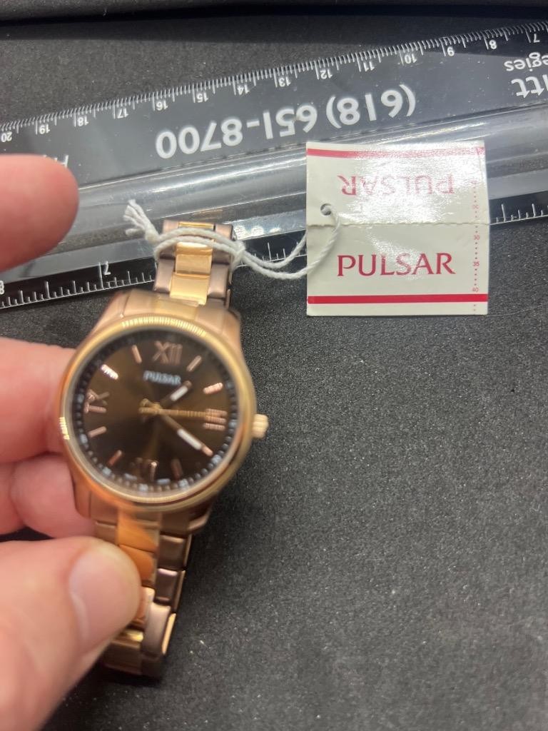 Ladies Women’s Wristwatch Pulsar Mineral Crystal Originally $165 unused (g2025g)