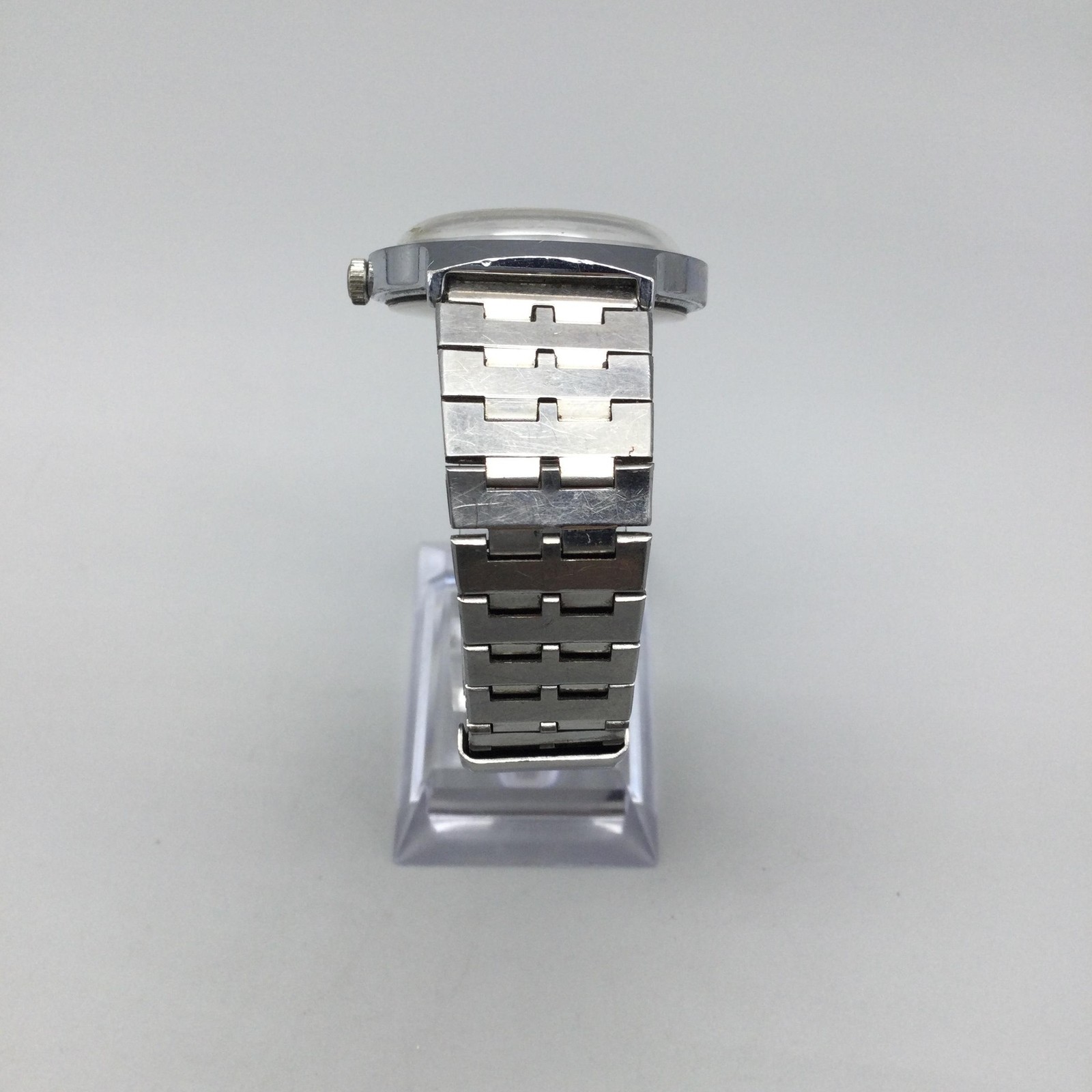 Vintage Timex Viscount Mens Watch 36mm Silver Tone Day Date Manual Wind 7″
