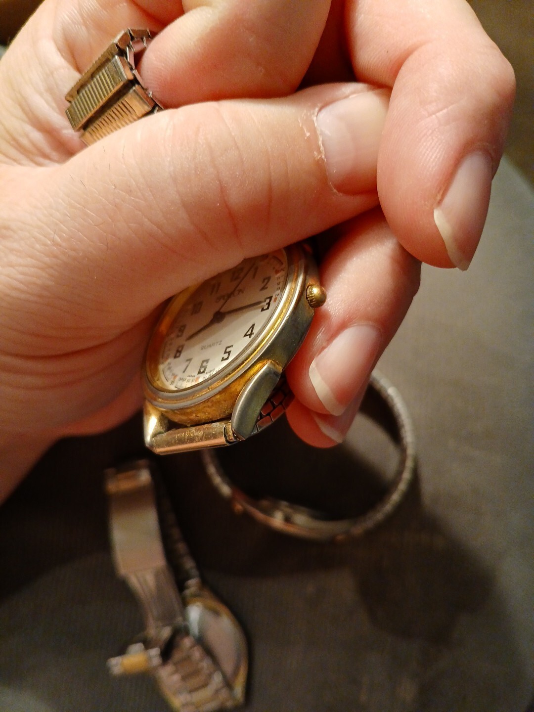 3 Vintage Watches. I Believe They Just Need Batteries. See Pictures
