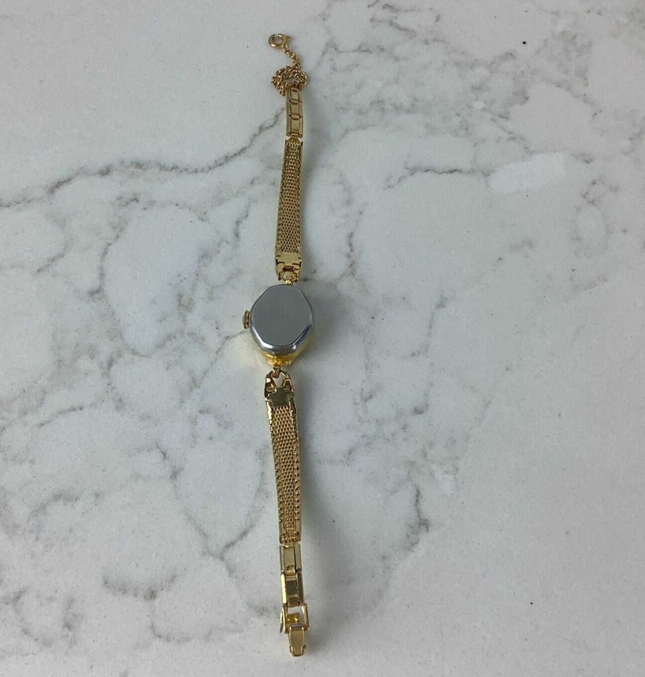 Women’s Vintage Eastman Anti Magnetic Watch Made Hong Kong NEEDS BATTERY