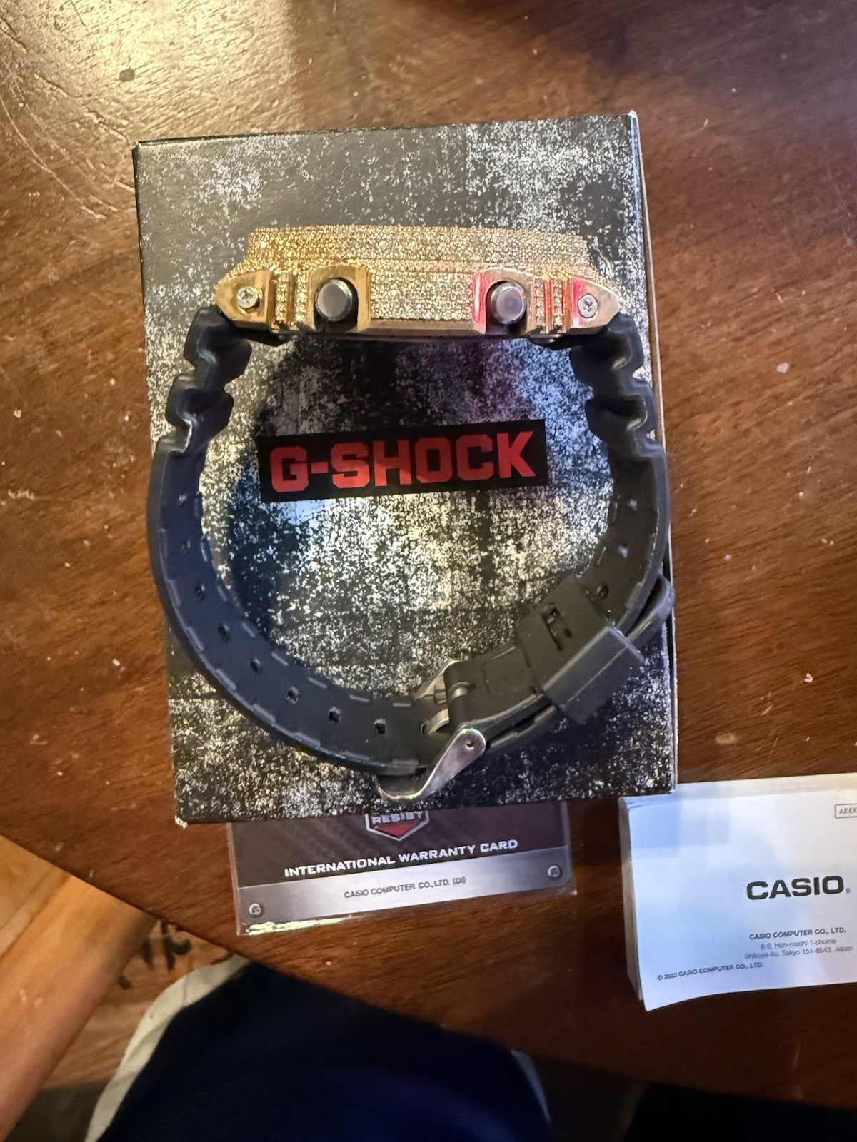 Casio G-SHOCK CUSTOM 6.00 CT natural diamond hexagon head. With Bluetooth