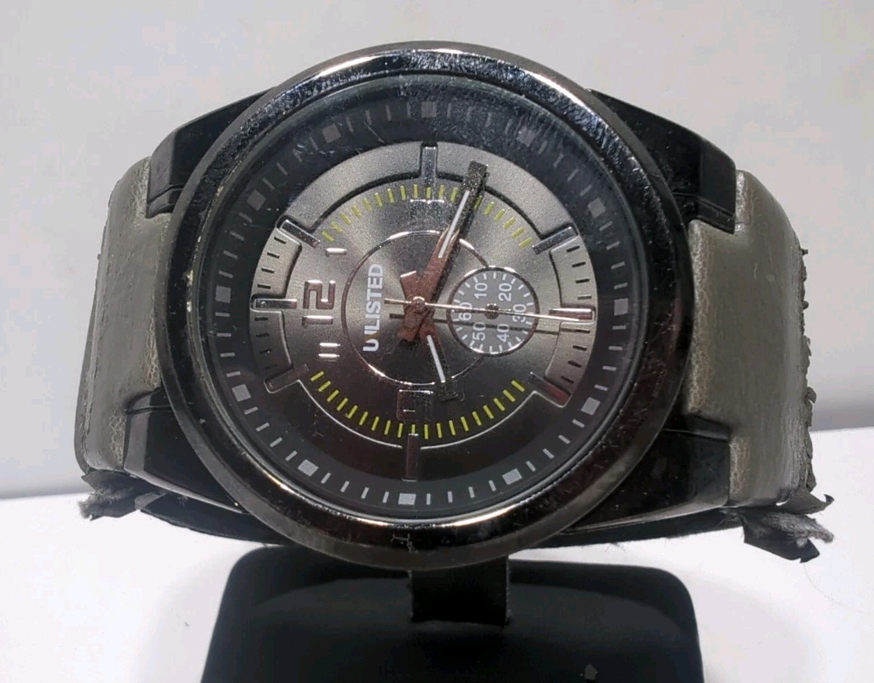 ✨USED✨ Unlisted UL1180 Men’s Watch – Black & Grey Stainless Steel – Japan Movt