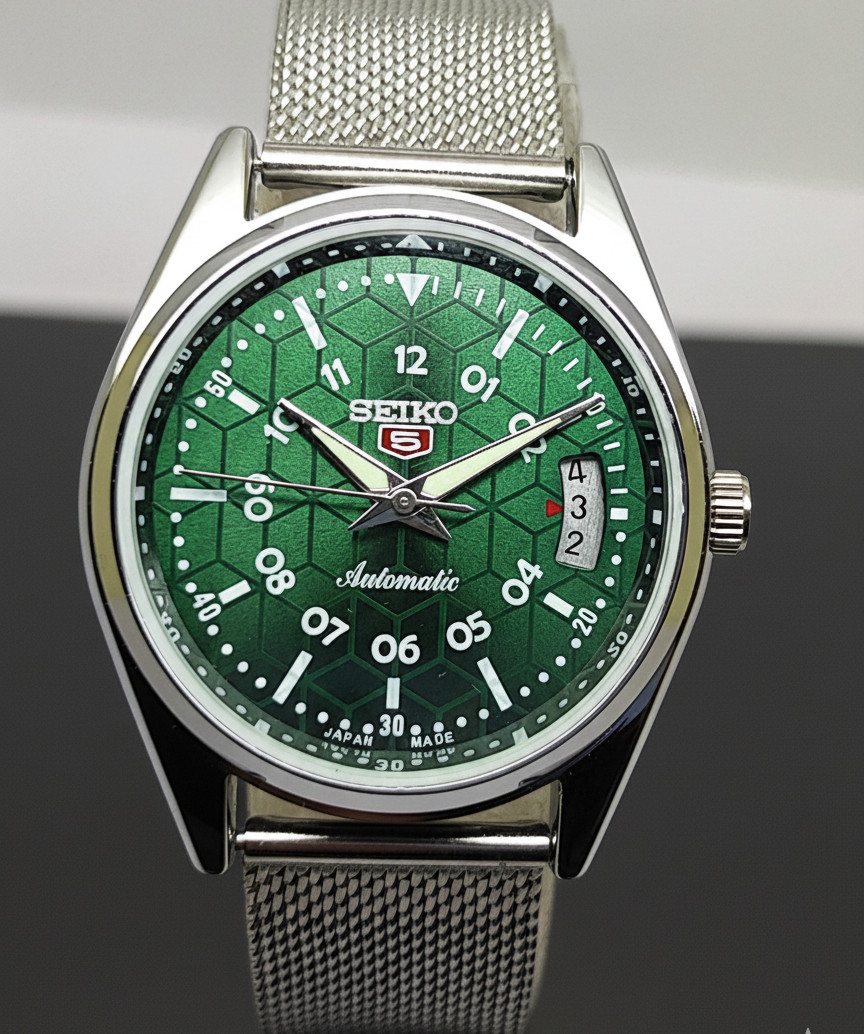 Refurbished Automatic Men’s Watch Day Date | Classic Vintage Style | Steel Strap