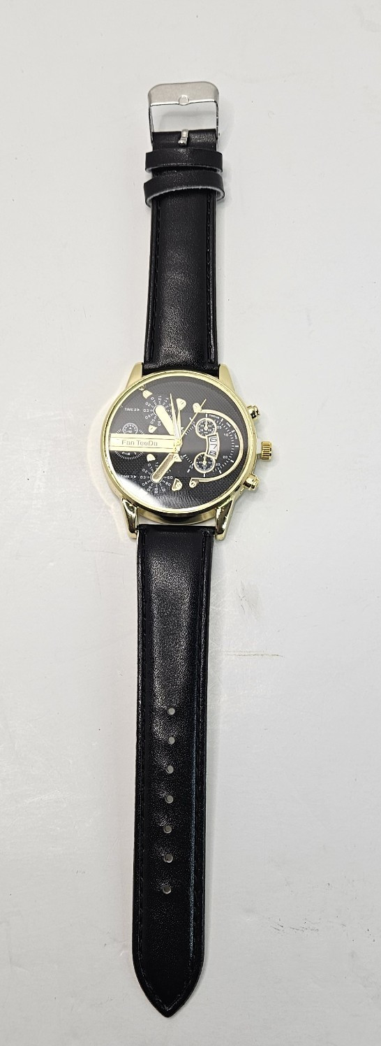 Casual Watch for Men Analog Alloy & Faux Leather Quartz Mens
