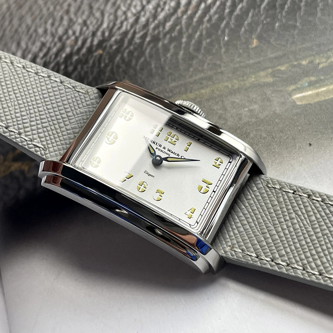 MERKUR NH05 Automatic Watch Men Rectangle Sapphire Crystal Leather Strap 30m