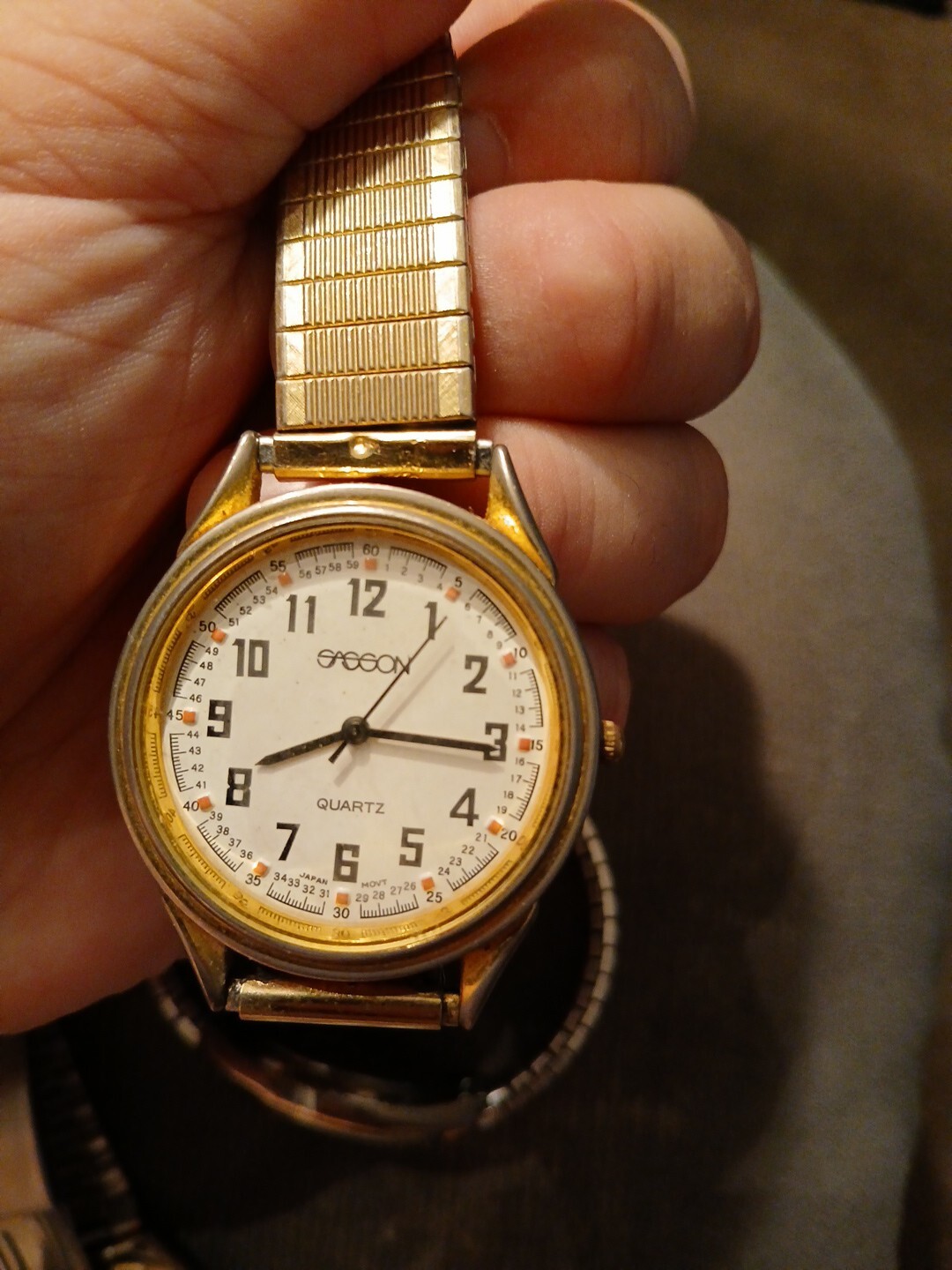 3 Vintage Watches. I Believe They Just Need Batteries. See Pictures