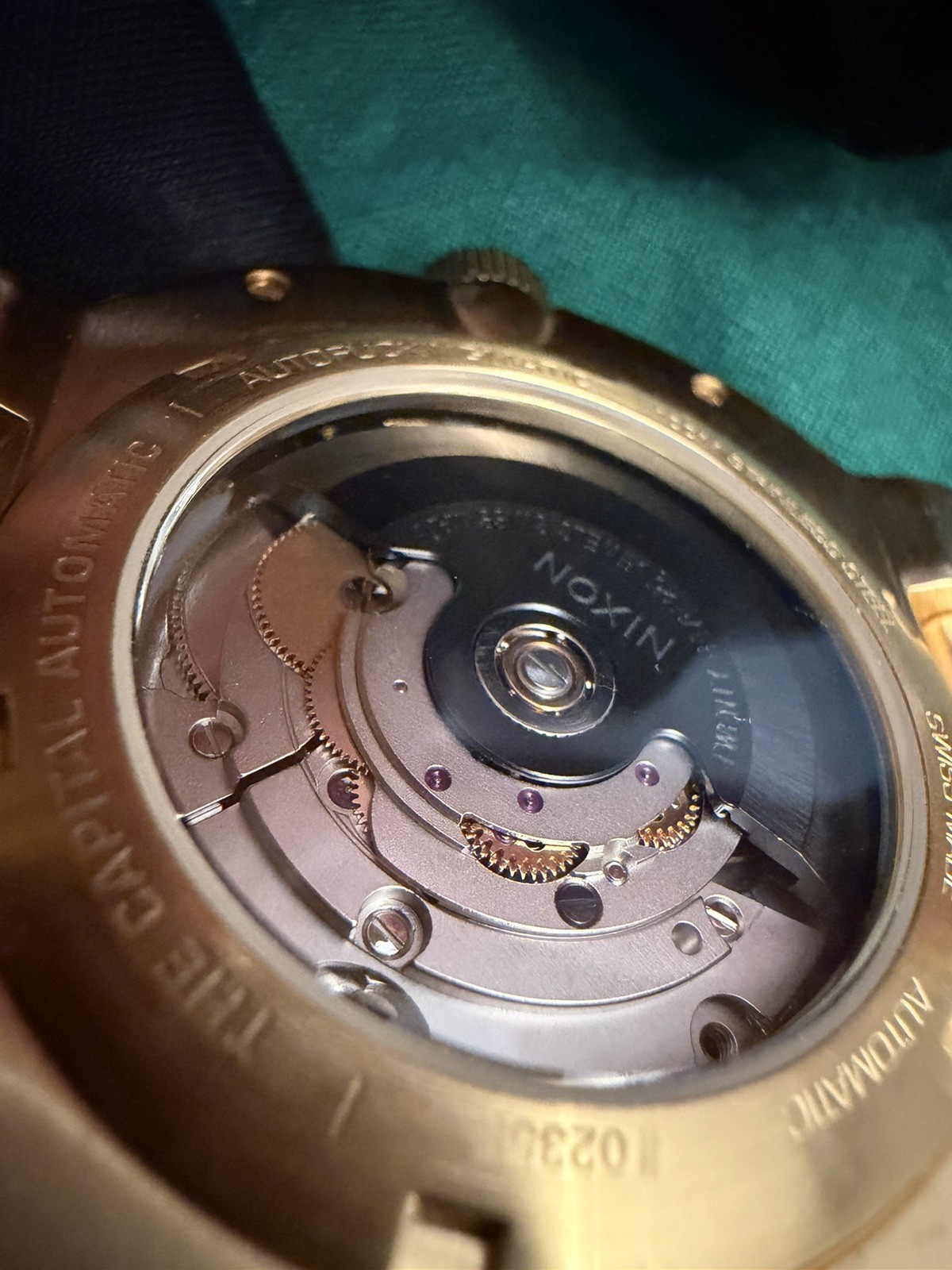 Nixon – The Capital Automatic Watch – Gold – Excellent Condition – Rare