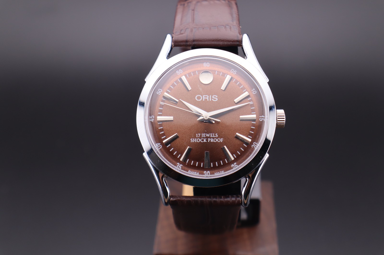 Oris Vintage Hand Winding Mechanical 17 Jewels Men’s Wrist Watch – Swiss Made