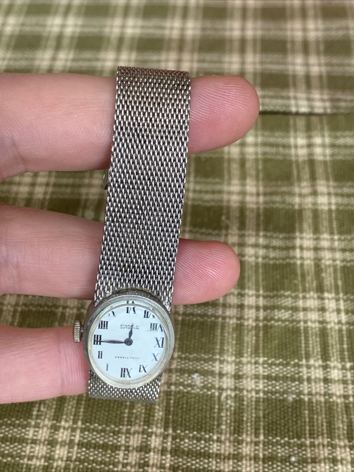 Vtg Ladies Waltham Incabloc 17 Jewel 1/20 10k GF 15mm Mira-Flex Mesh Watch Band