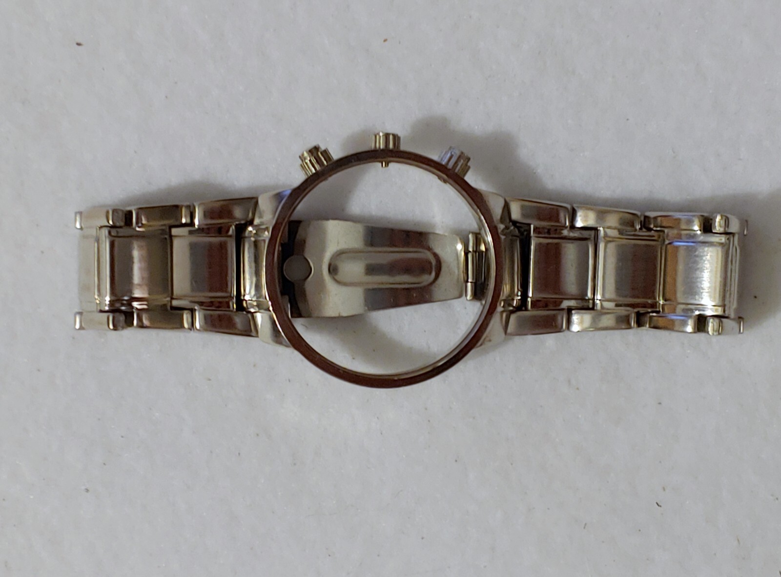 Round Case & Band – Stainless Steel – Not sure on brand – See pictures fo dims