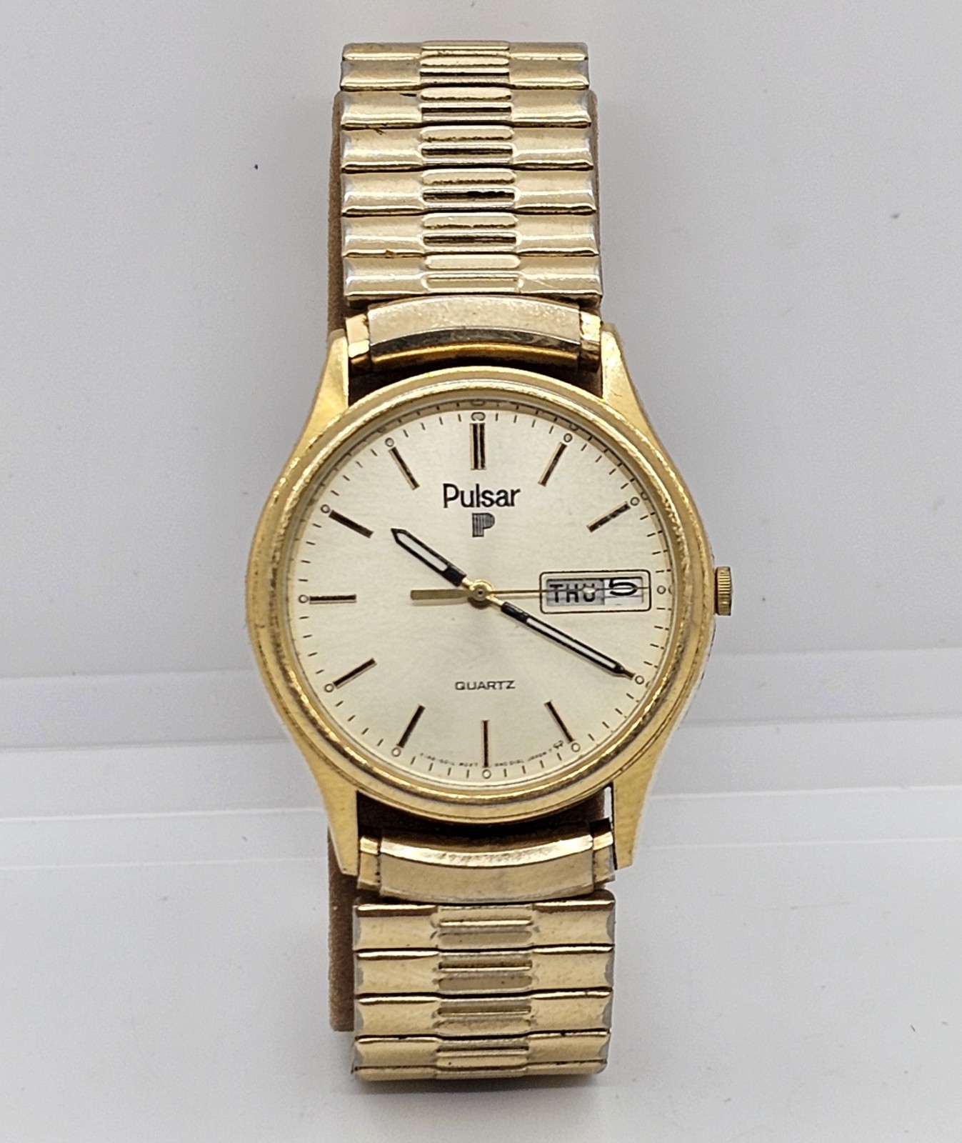 1985 PULSAR SEIKO Wrist Watch – Y148-6019 Gold Tone Stainless Stretch JAPAN BOX