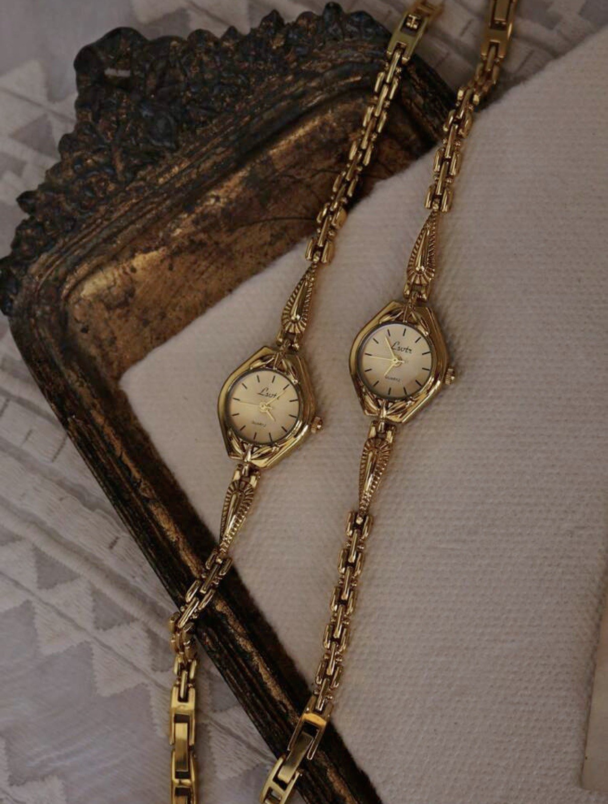 Gold French Vintage Style Unique Dainty Women’s Wrist Watch Trendy Cute Gift