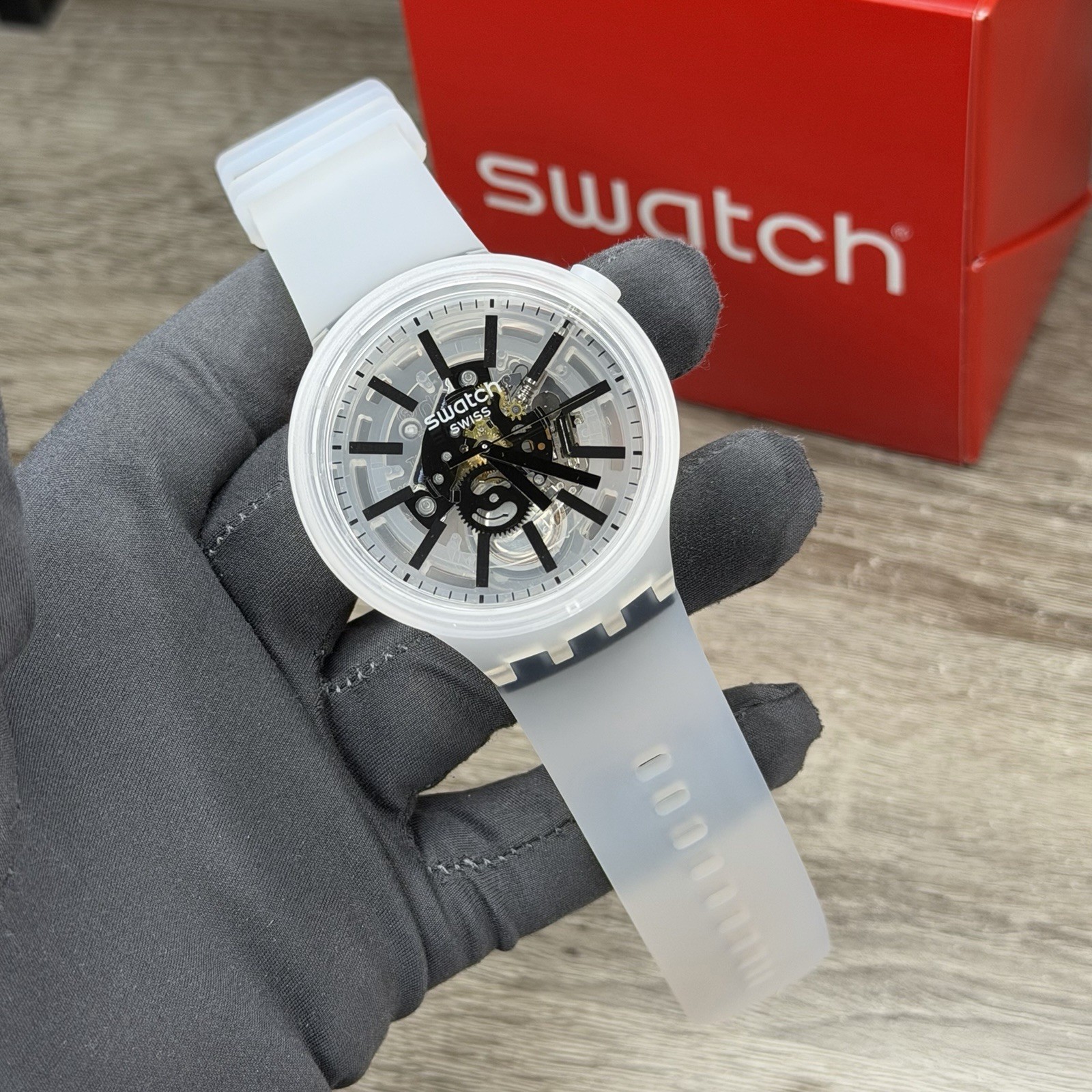 NEW✅SKELETON✅ Swatch Big Bold BLACKINJELLY Transparent Men’s Watch SO27E101