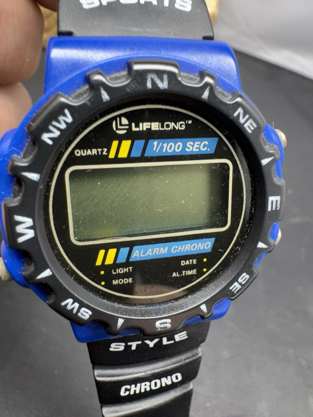 LIFELONG Men’s Digital Sports Watch Blue Black with needs battery Replaced