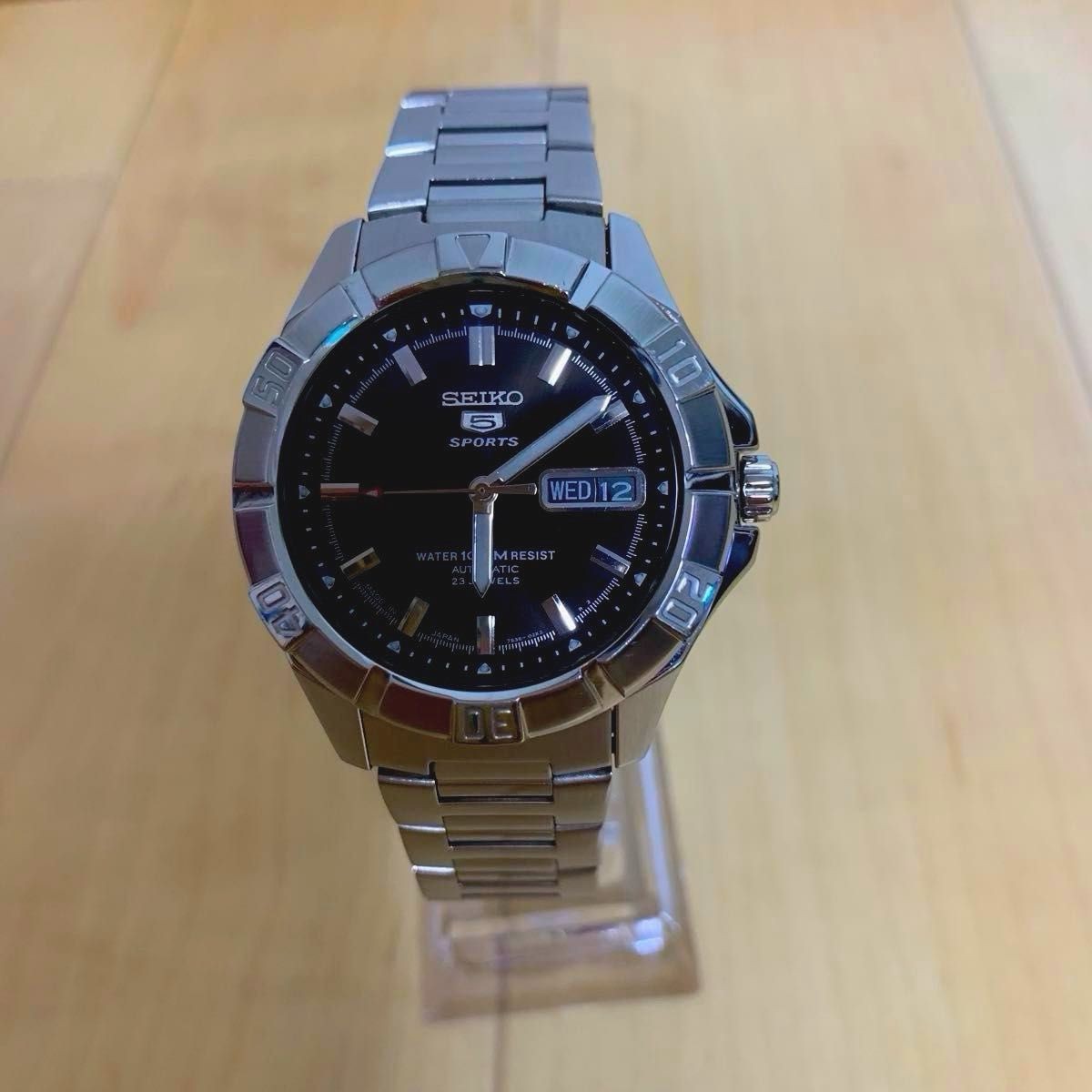 SEIKO 5 SPORTS Automatic Men’s Wristwatch Black Dial 100m Water Resistant Wrist