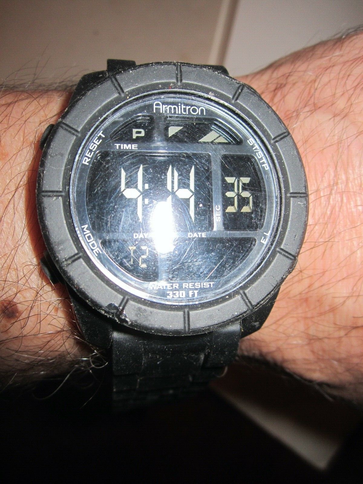ARMITRON ALL SPORT WATCH – MODEL 8253 – ACRYLIC CASE – QUARTZ – BBA-26