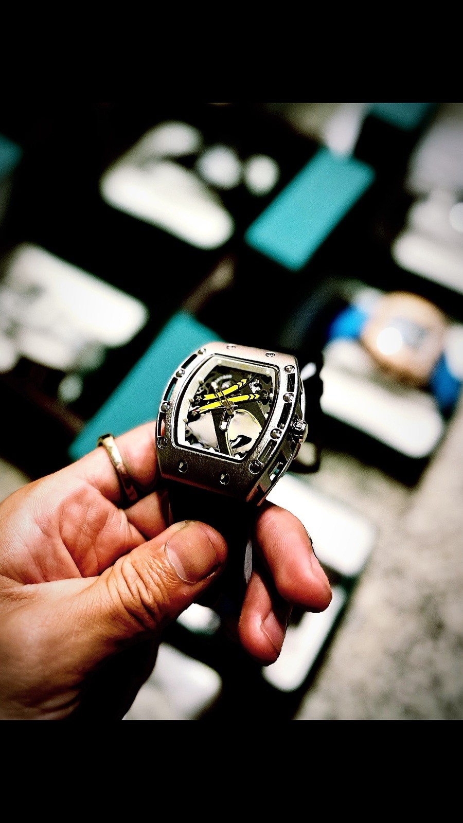 BIBI Skeleton Dial, Men’s Luxury Fashion Watch, Black/yellow, 50MM, B0328,