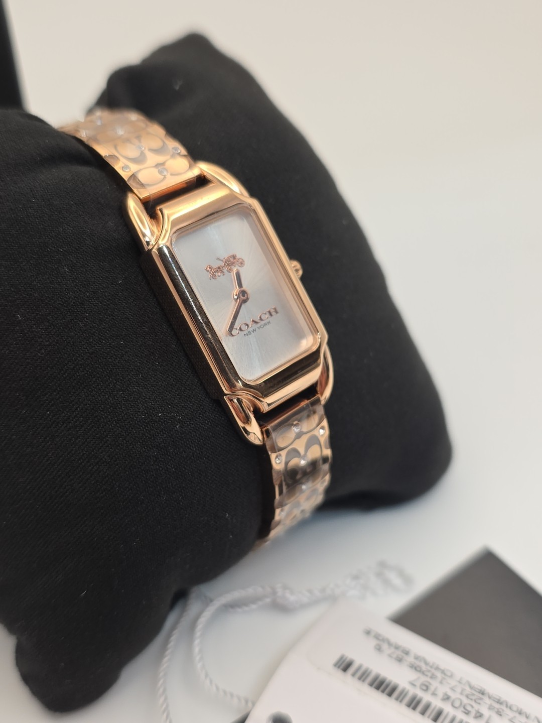 Coach TANK Women’s Rose Gold Bangle Bracelet Quartz Wristwatch Water-Resistant