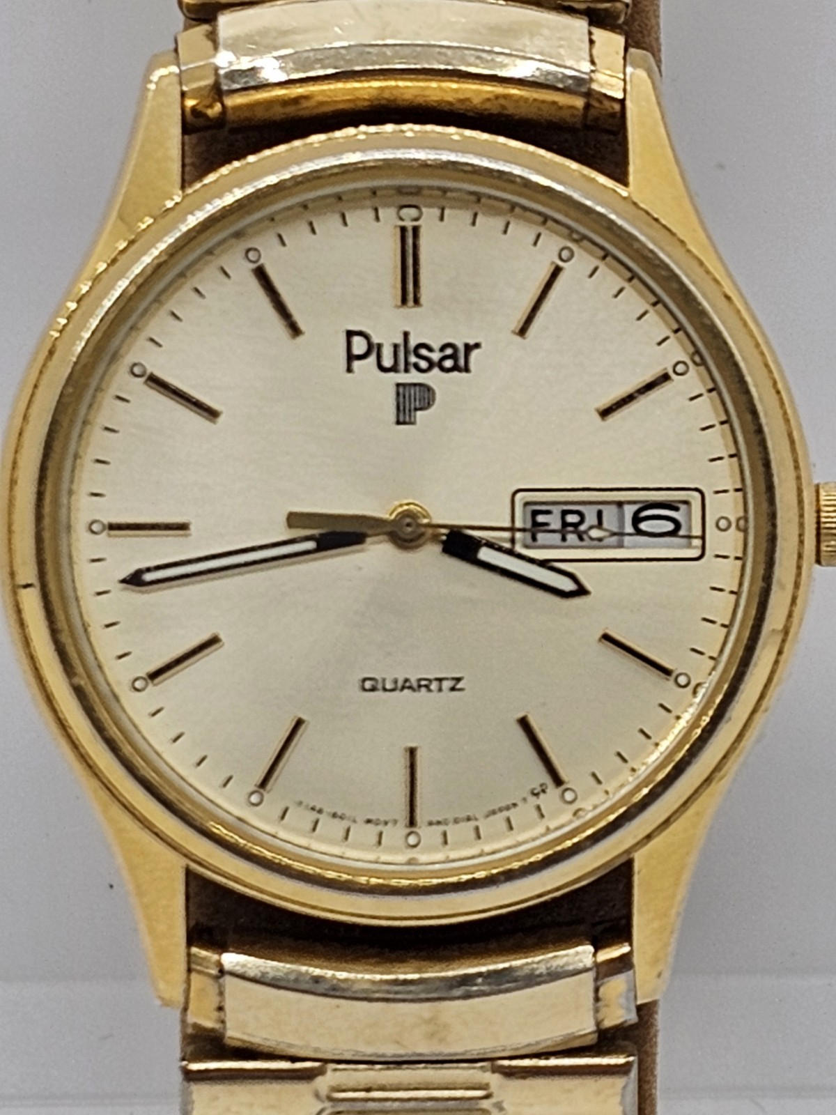 1985 PULSAR SEIKO Wrist Watch – Y148-6019 Gold Tone Stainless Stretch JAPAN BOX