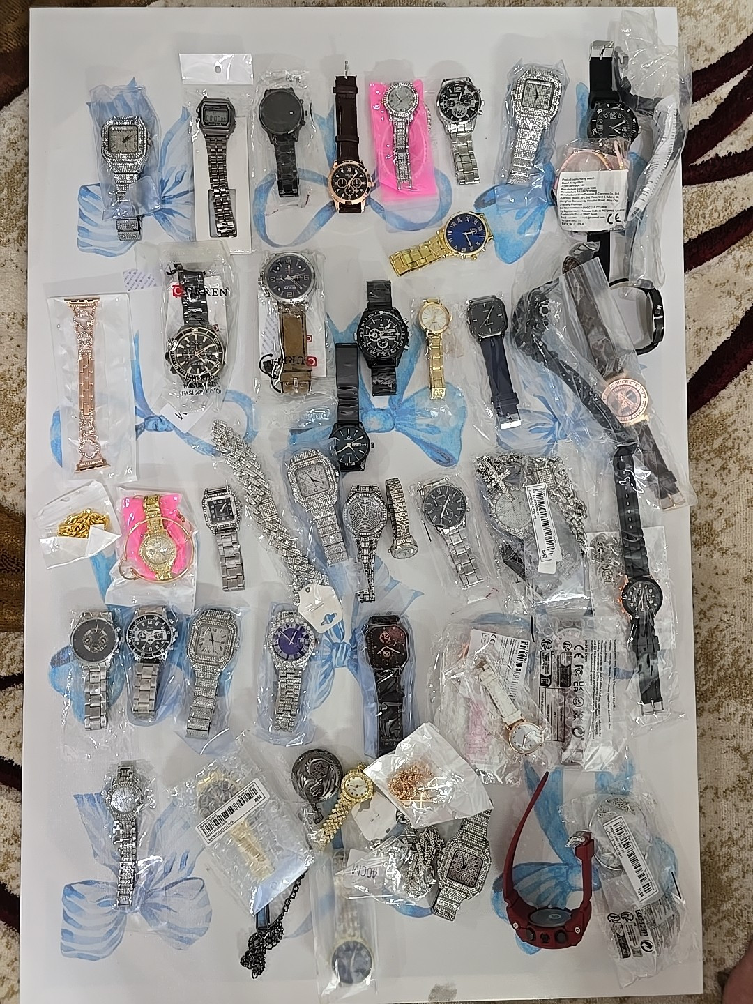 Lot Of 40 Mixed Quartz Fashion Watches Mens And Ladys Lot# 42 New No Box
