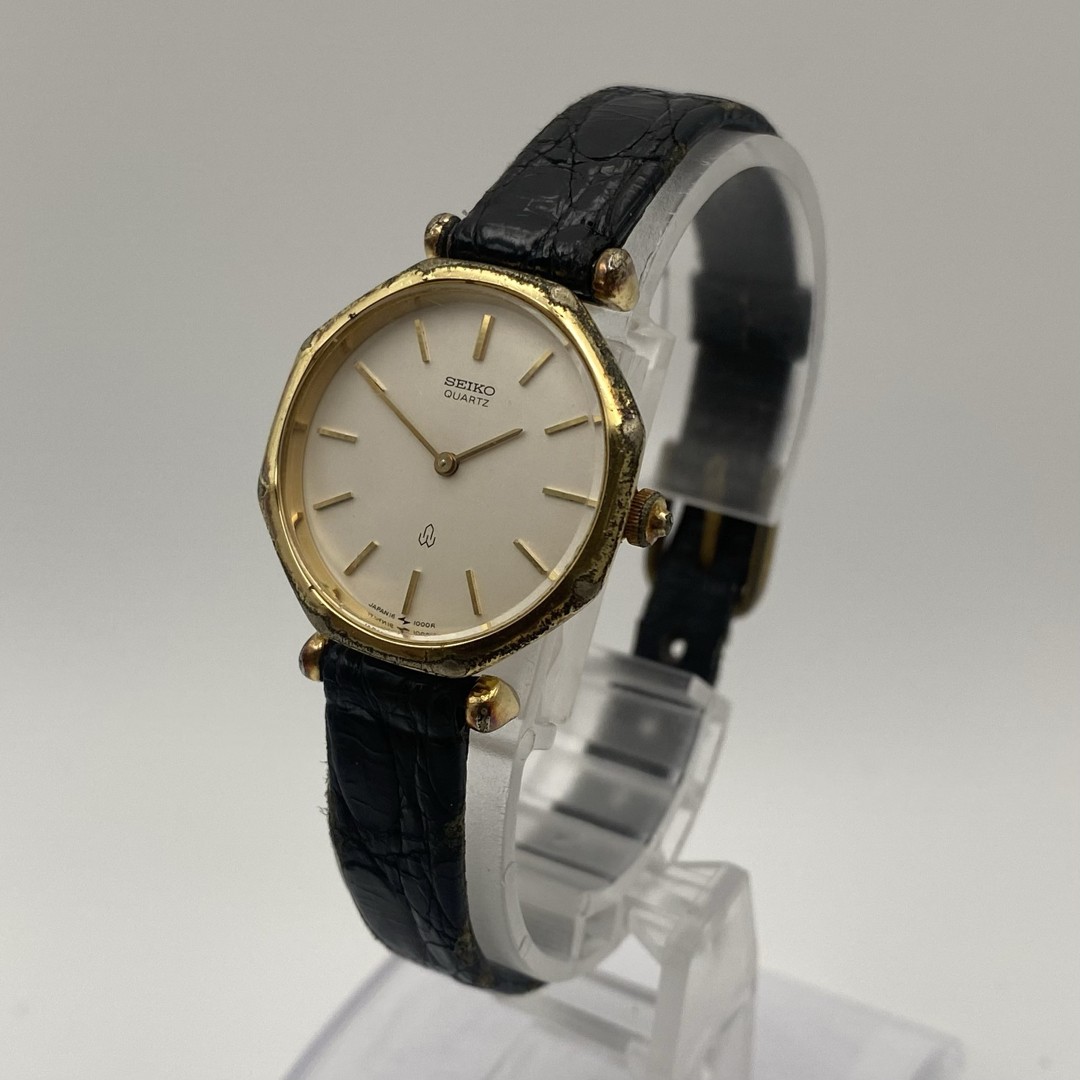 SEIKO 16 0150 Ladies Octagon Quartz Watch