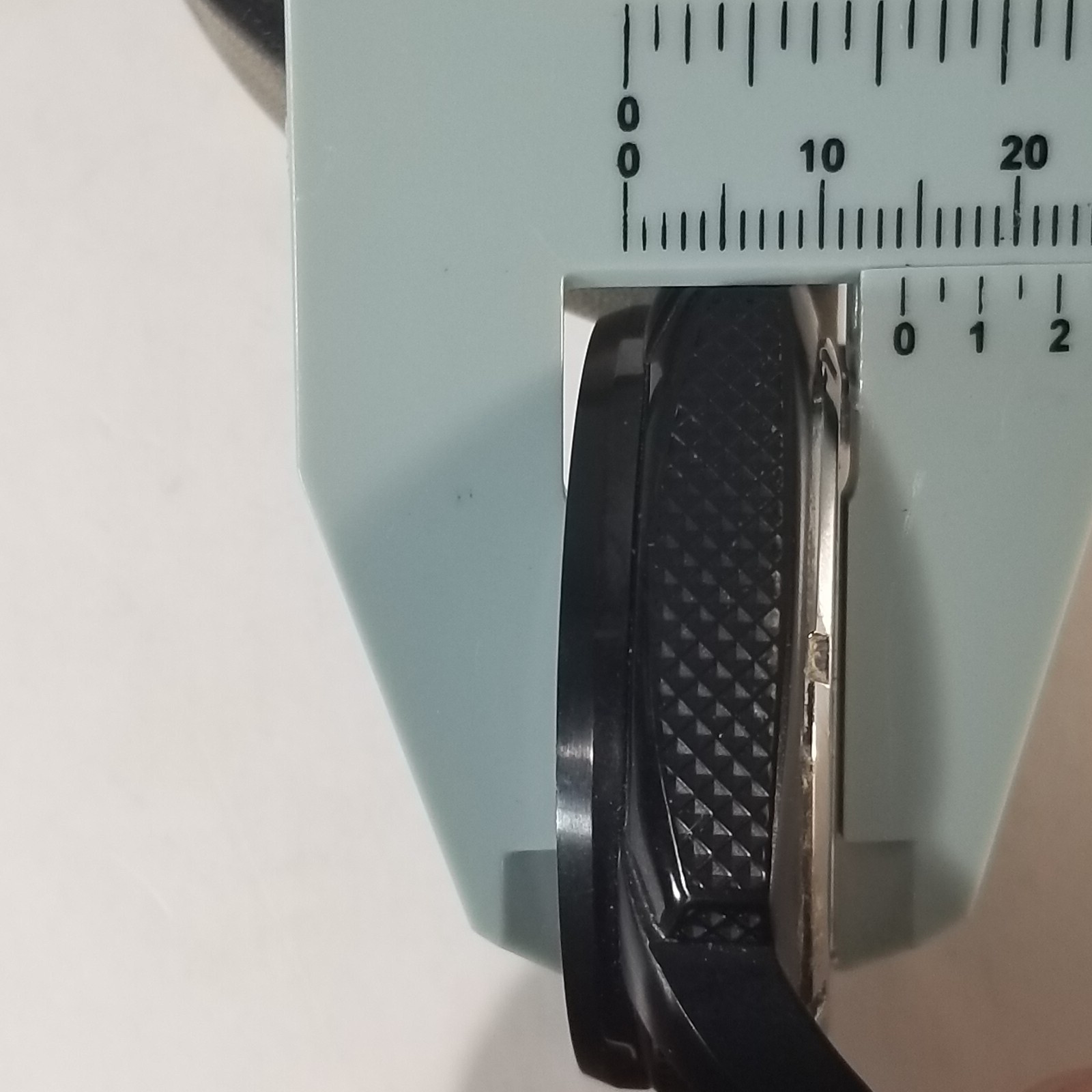 fossil machine chronograph watch Men’s grey dial black case green leather FS5000