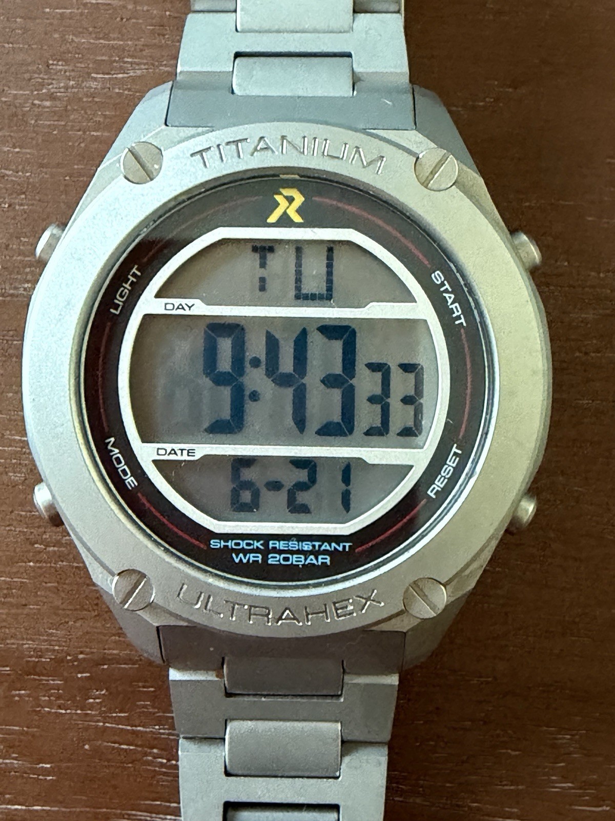 RZE UltraHex Titanium Digital UTD-8000 Black
