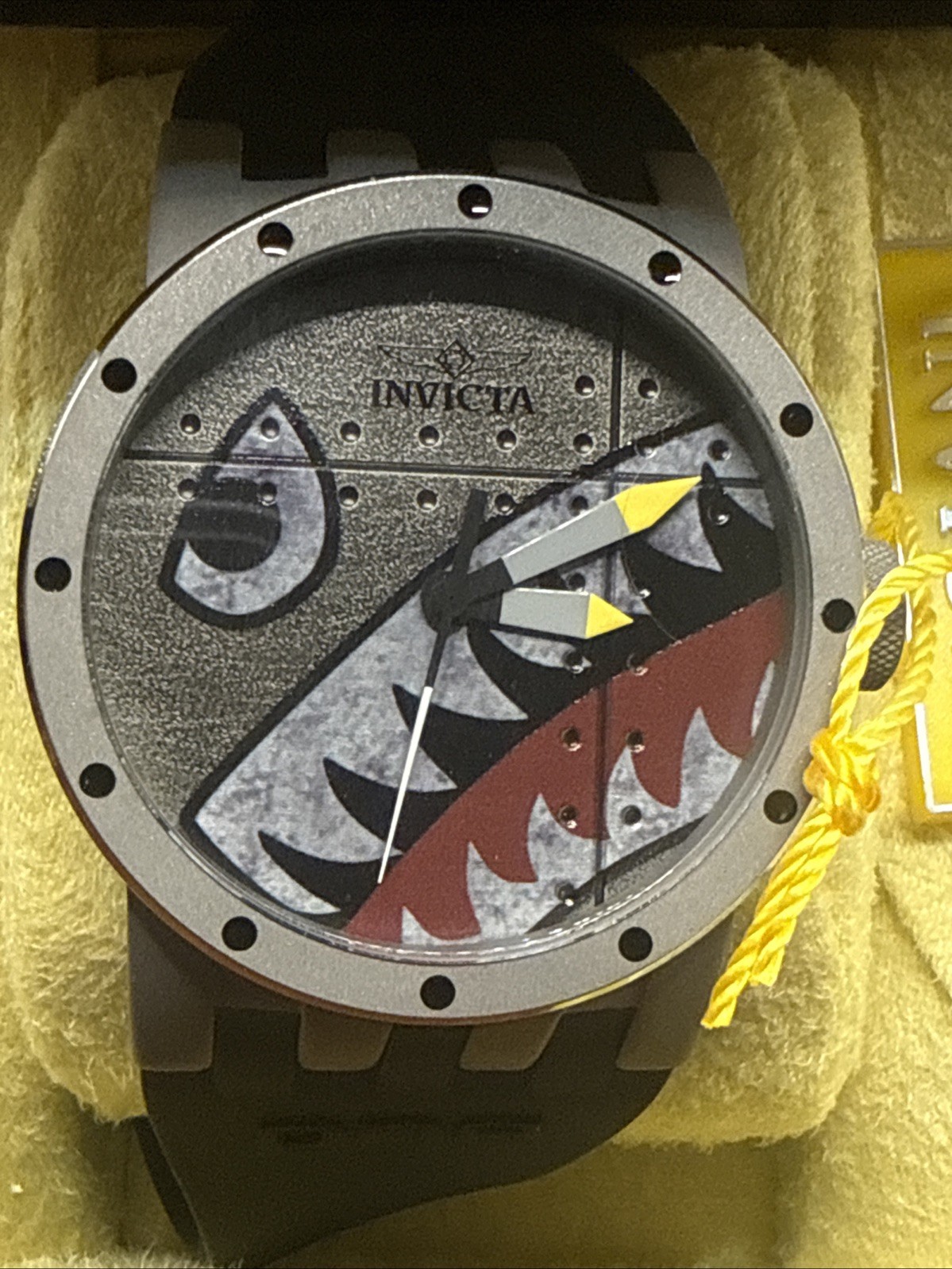 Invicta Men’s DNA Bomber Watch (Model 11651) Shark
