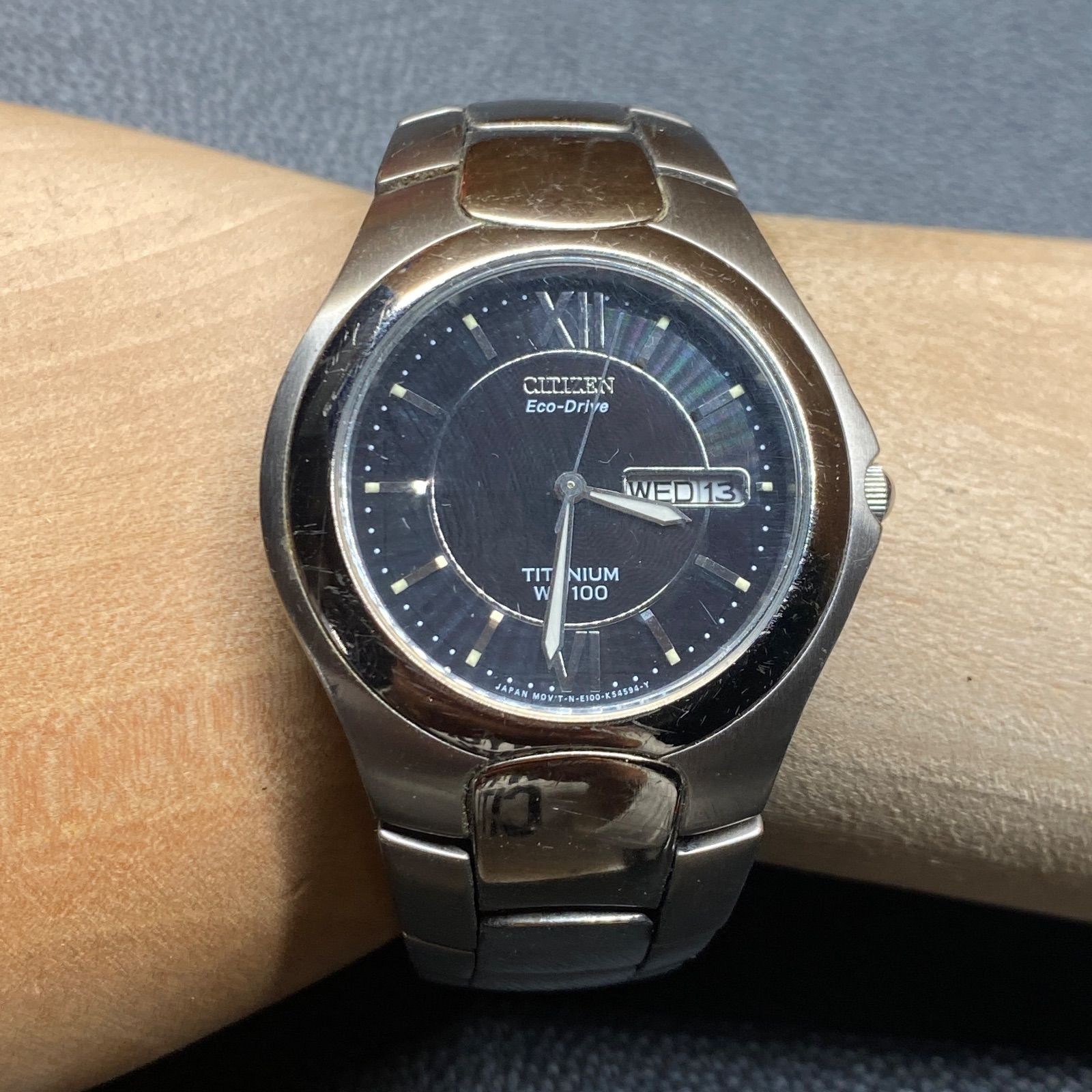 Japan Citizen Eco Drive E101 K18434 Mens Business Wristwatch Solar wrist 18cm