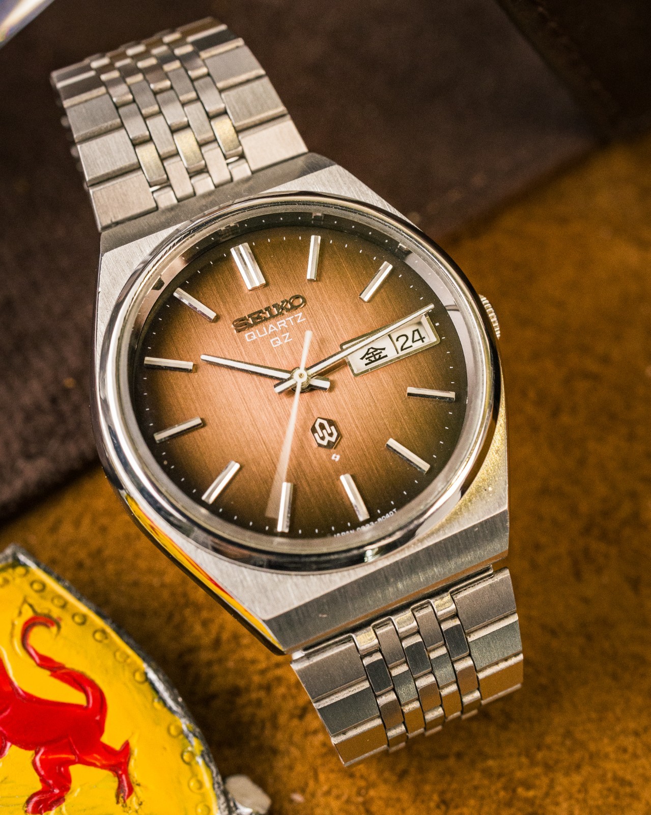 Vintage Seiko Quartz QZ Day-Date – 0923-8040 – Brown Sunburst Dial – 1975 JDM