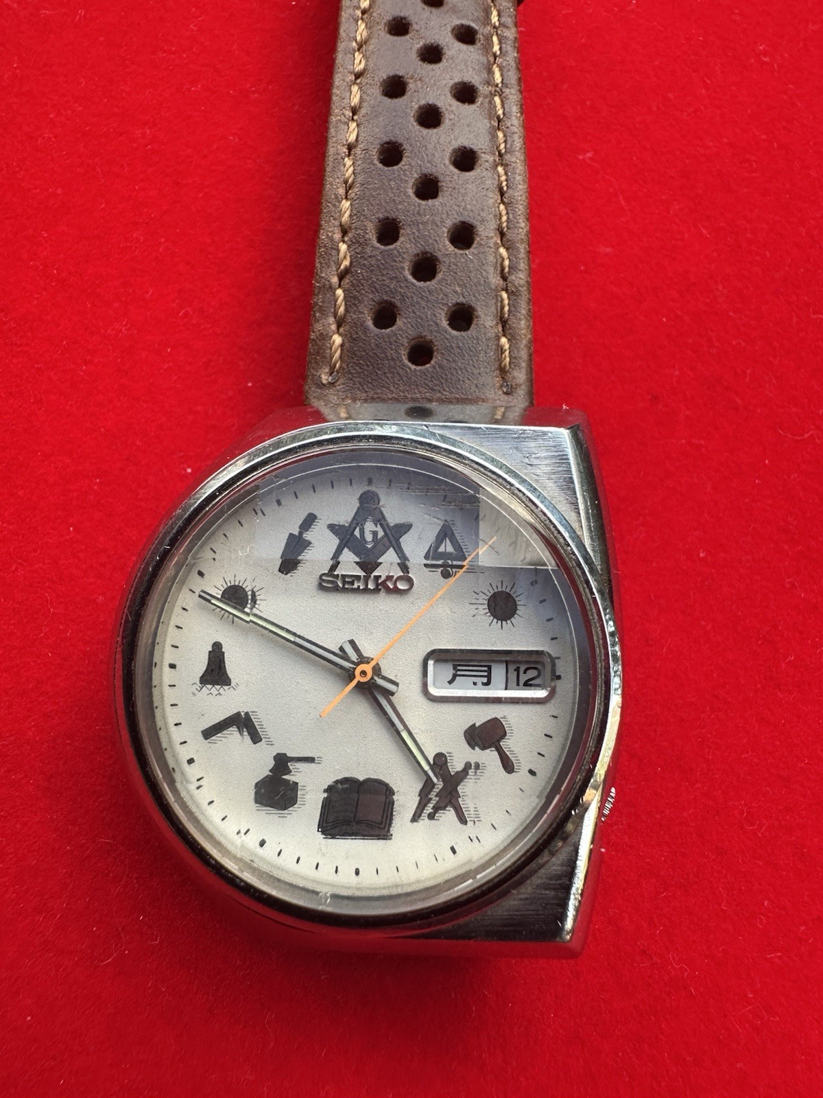 Rare Vintage 1972 Seiko Masonic asymmetrical JDM Automatic Men’s watch ￼