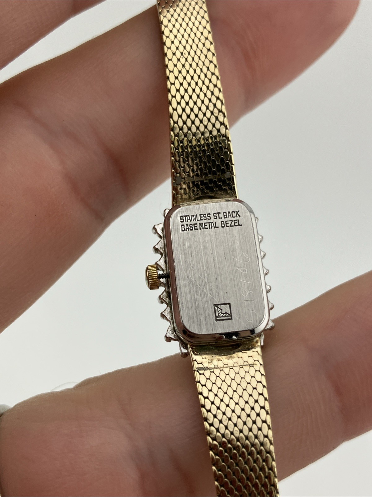Vtg Deauville Ladies 13mm Watch Gold Tone Tank Diamond Bezel Adjustable -RUNS