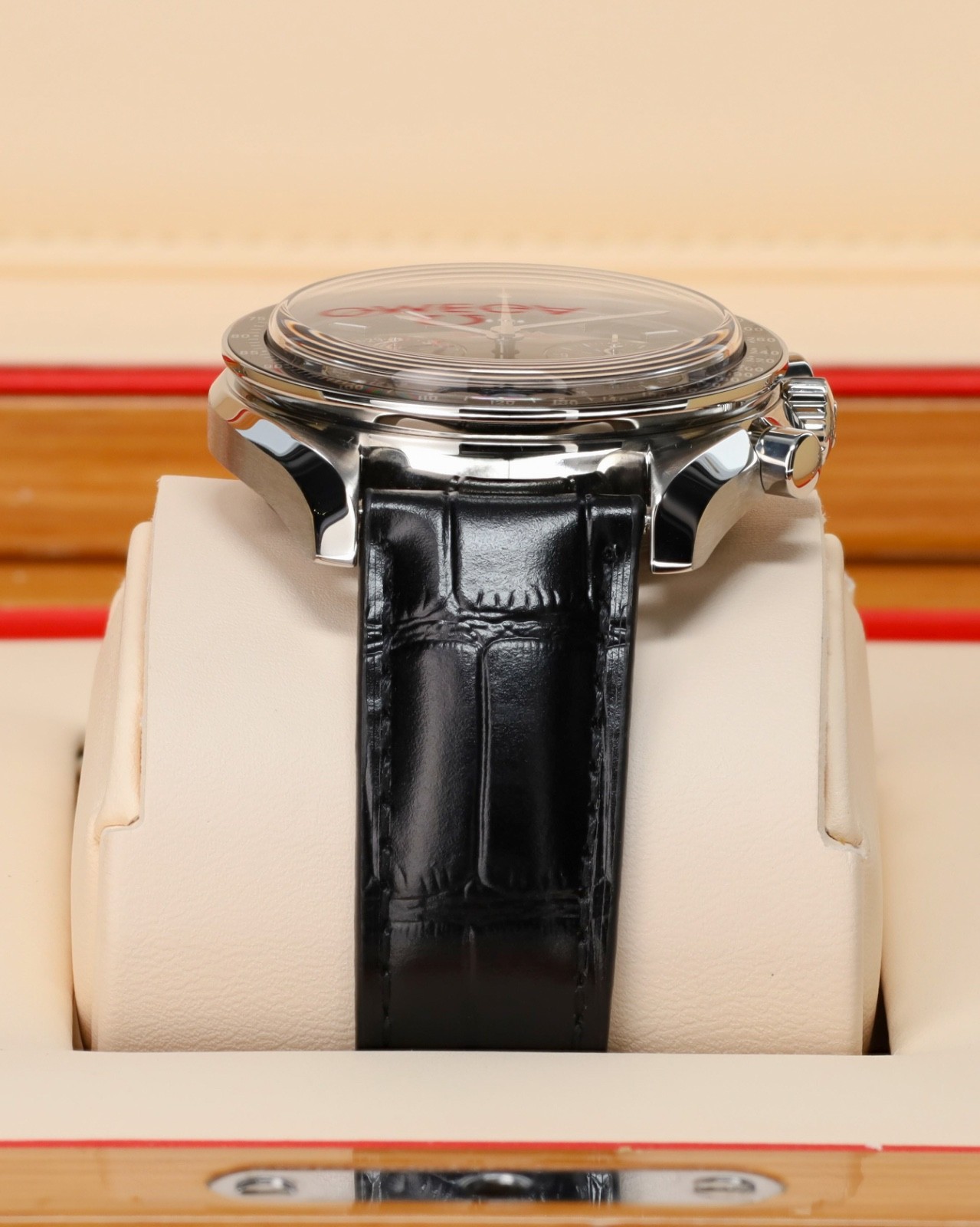 Omega Speedmaster Moonphase Moonwatch 2022 Co-Axial [Complete] Black Dial