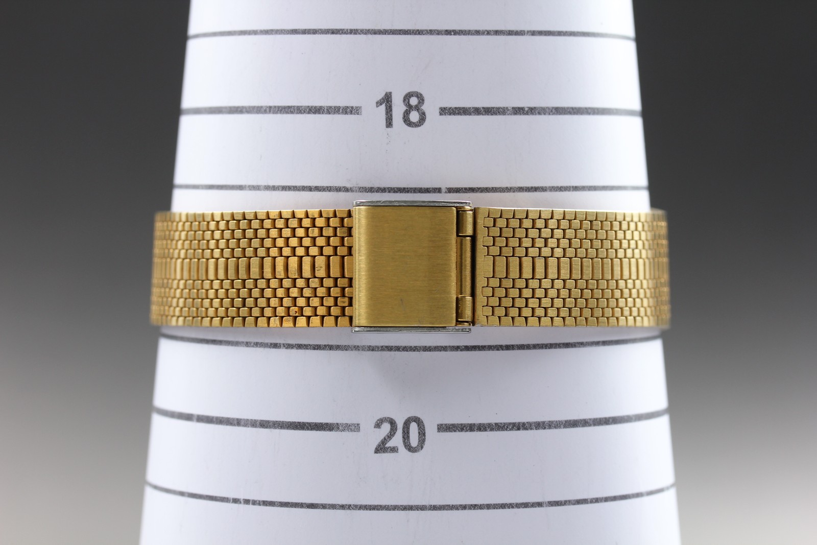 [Near MINT] Seiko Majesta 9063-5020 29mm Gold DayDate KANJI/ENG Qz Mens Watch