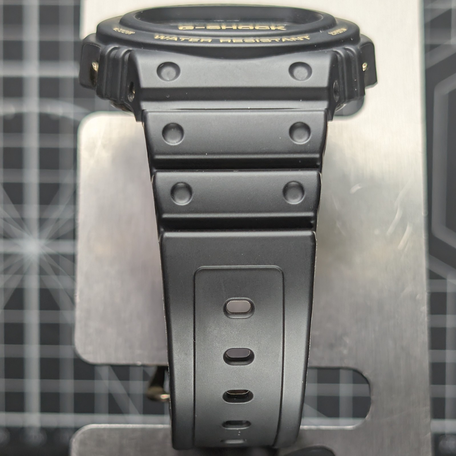 Casio G-Shock ORIGIN GOLD DW-5700 Screwback 35th Anniv Black Digital DW-5735D-1B