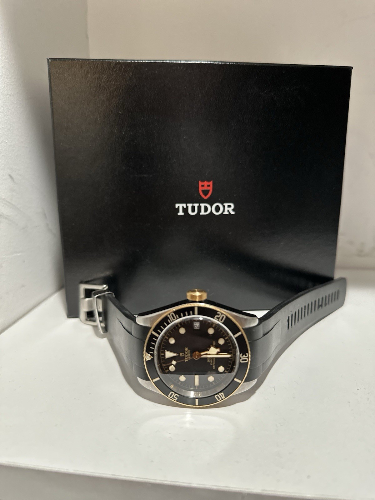 Tudor Black Bay 41mm Steel Gold S&G Rubber Strap Watch 79733N
