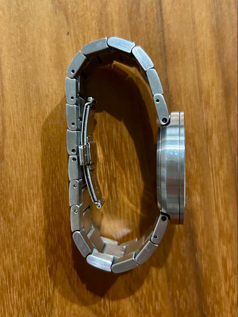 ISSEY MIYAKE TO Tio Yoshioka Tokujin design NY0N001 Silver Men Watch Used No box
