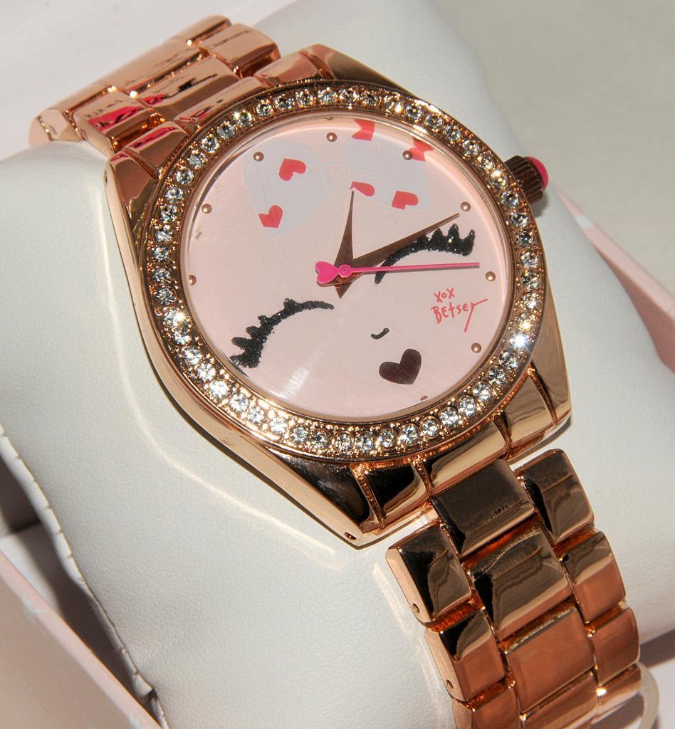 Betsey Johnson ~ Eyes Closed Eyelashes – Pink Hearts – Rose Gold Watch *NEW!