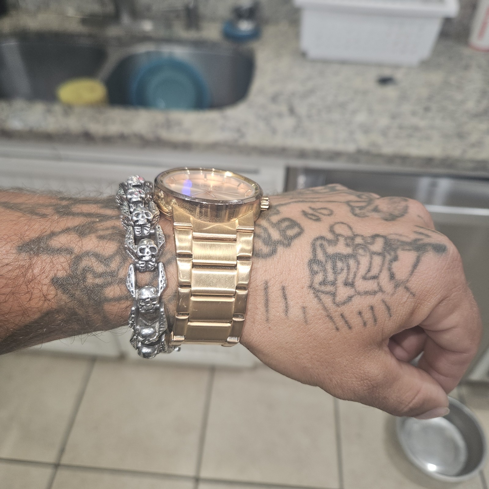 Nixon The Cannon 40mm Rose Gold Bramd New Battery All Links