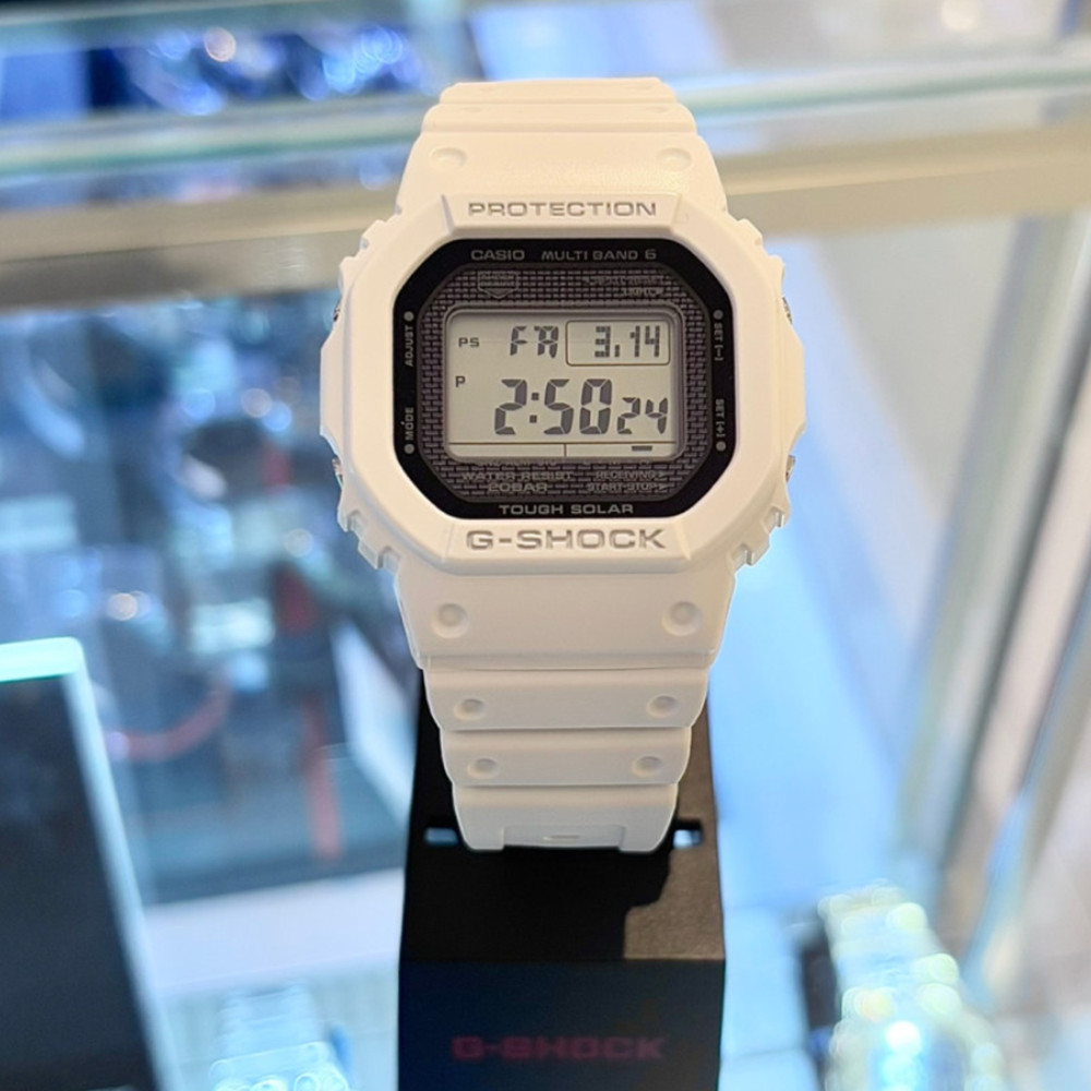 Casio G-Shock Monotone Square GW-5000HS-7DR Unisex Tough Solar Digital Watch