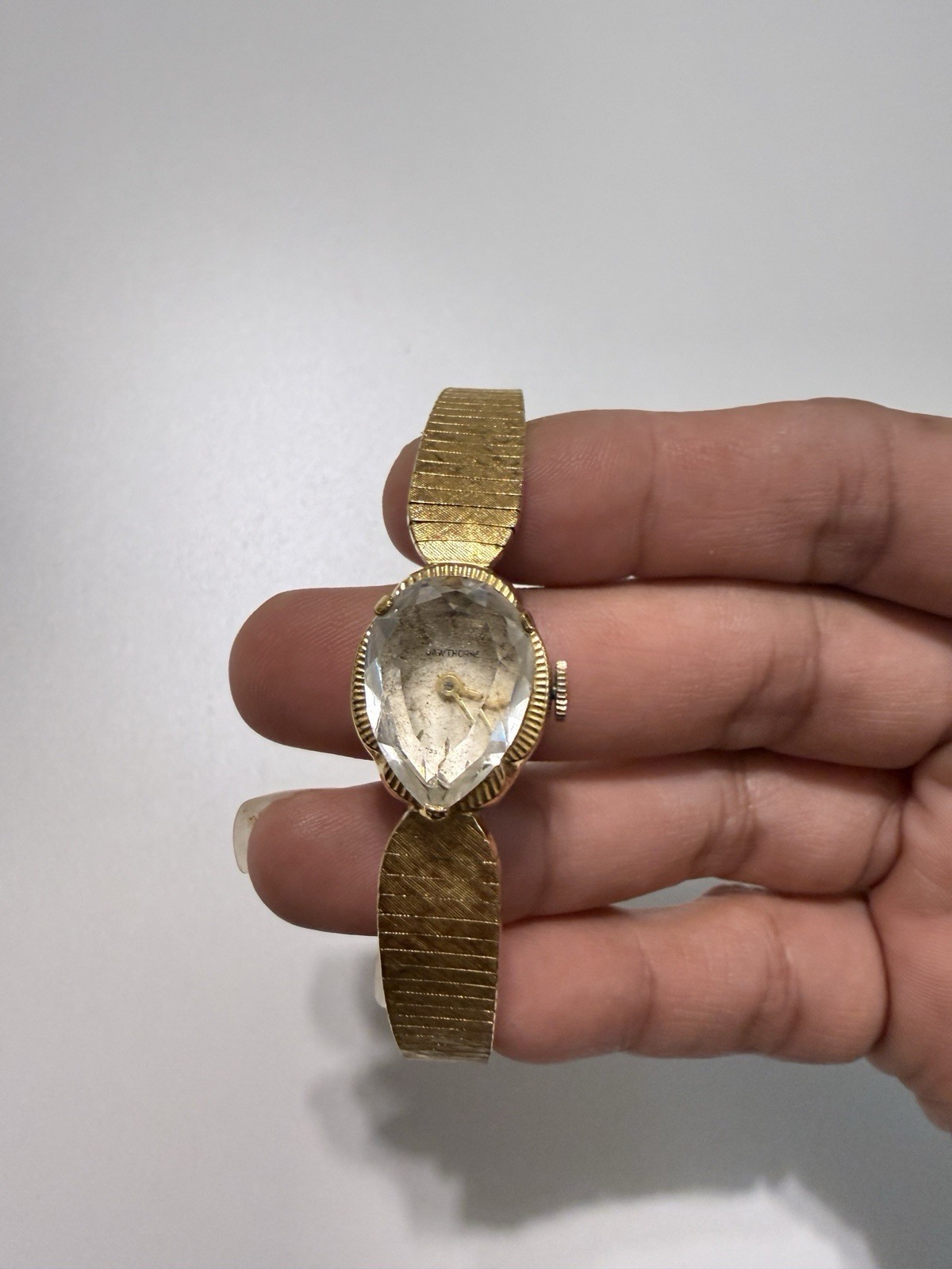 Vintage Hawthorne Cocktail Watch Teardrop Faceted Crystal – Runs/Needs Service