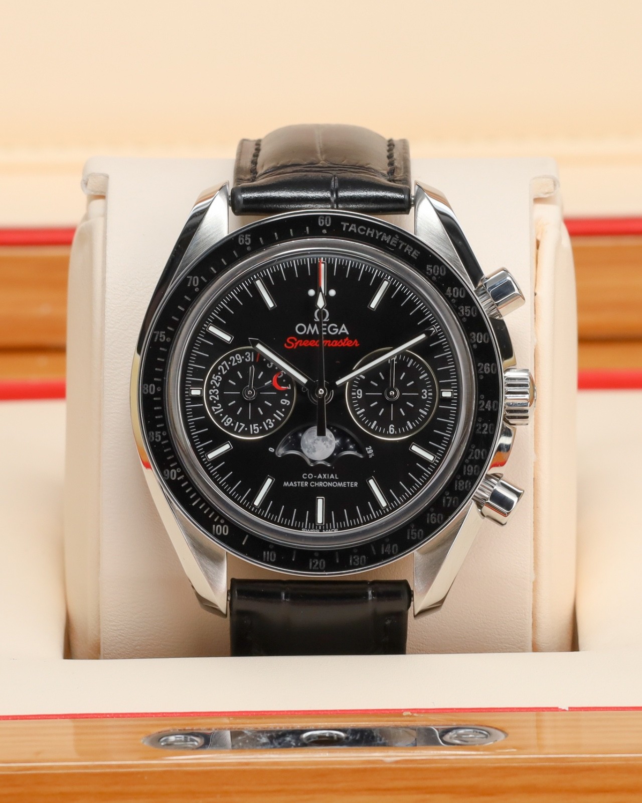 Omega Speedmaster Moonphase Moonwatch 2022 Co-Axial [Complete] Black Dial